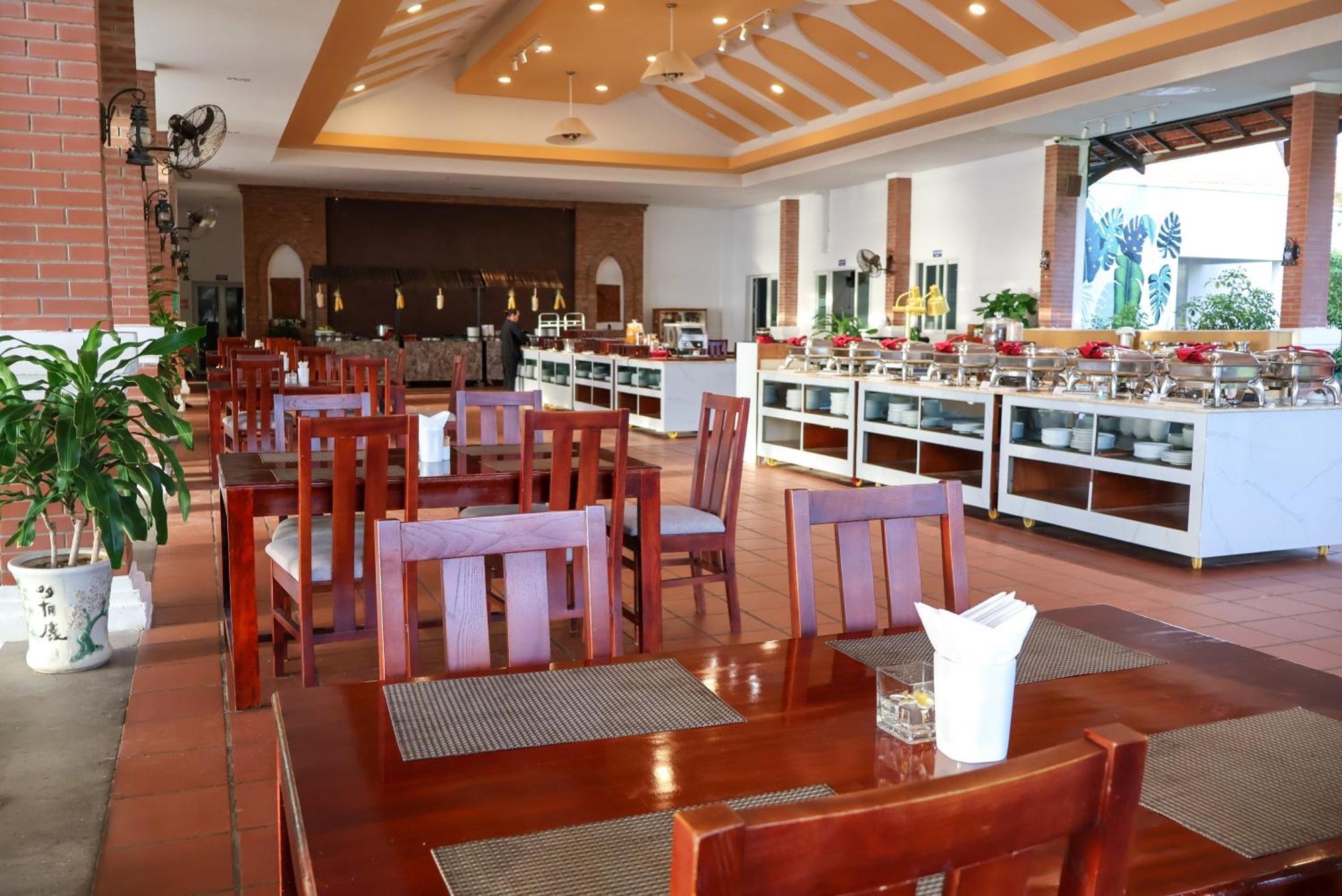 Resort Ttc Ninh Thuan - Unlimited Access To Water Park 3*