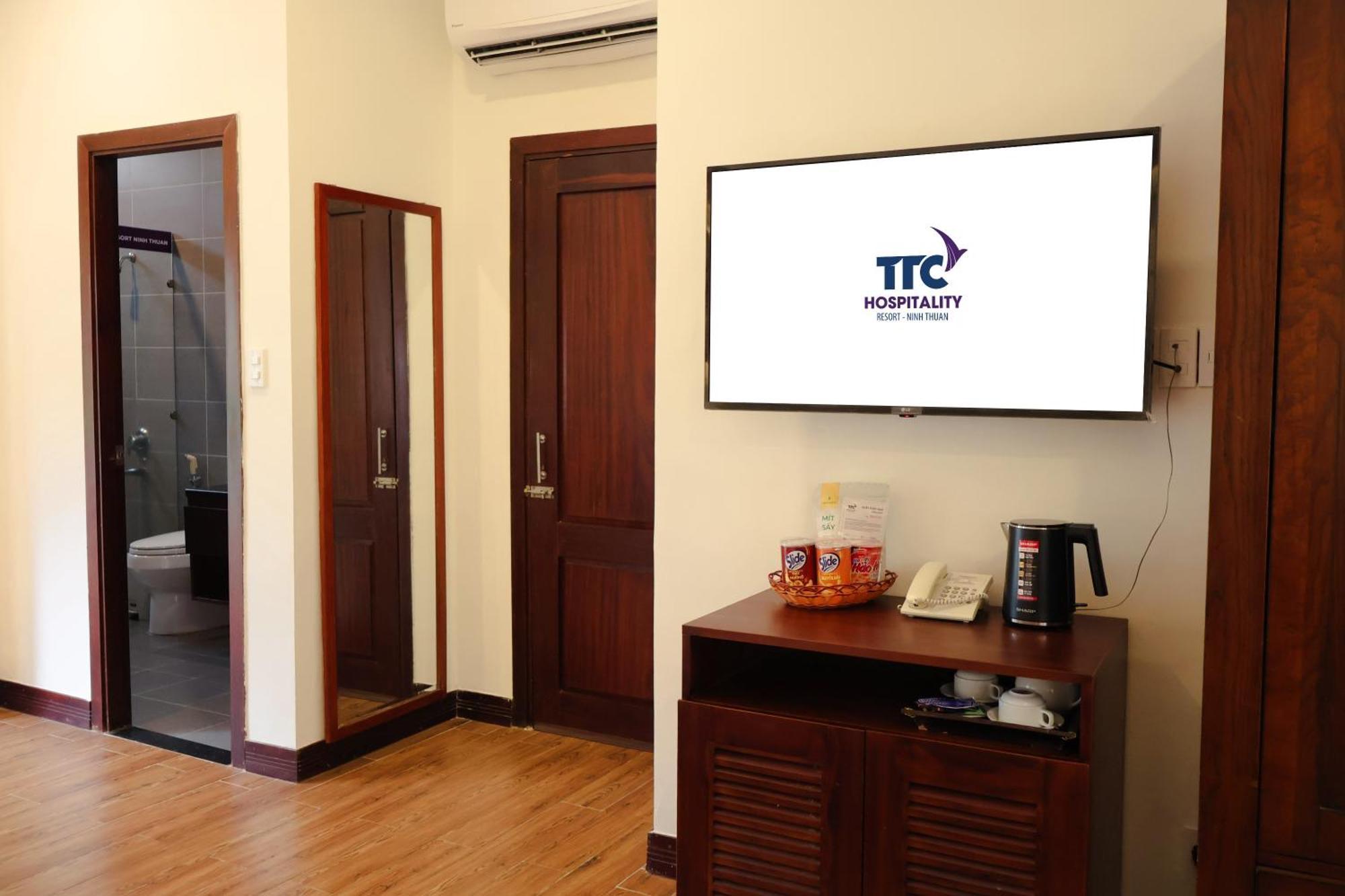 Resort Ttc Ninh Thuan - Unlimited Access To Water Park 3*