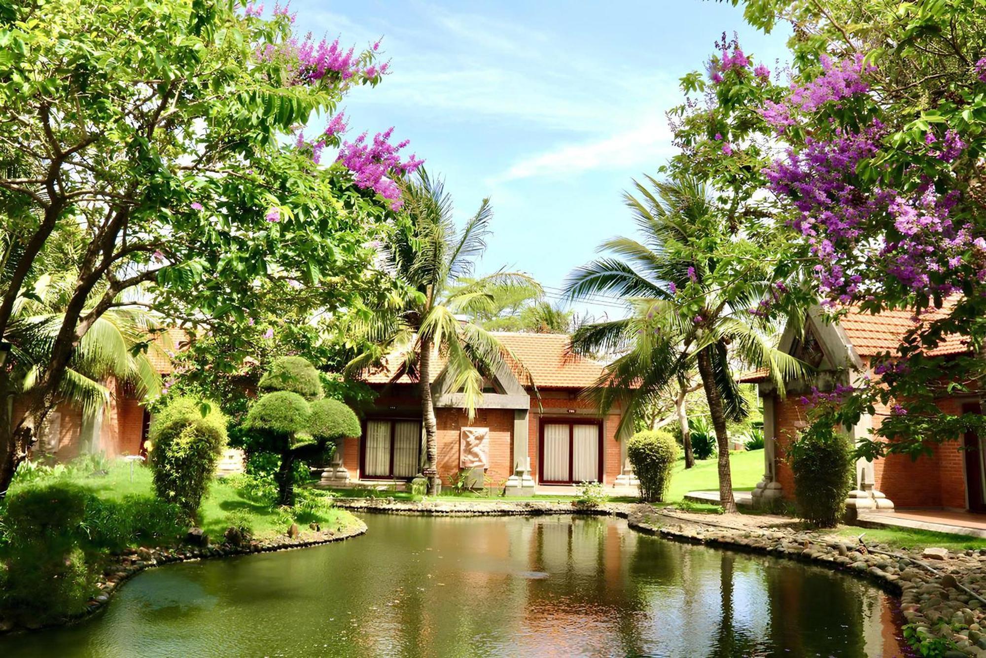 Resort Ttc Ninh Thuan - Unlimited Access To Water Park