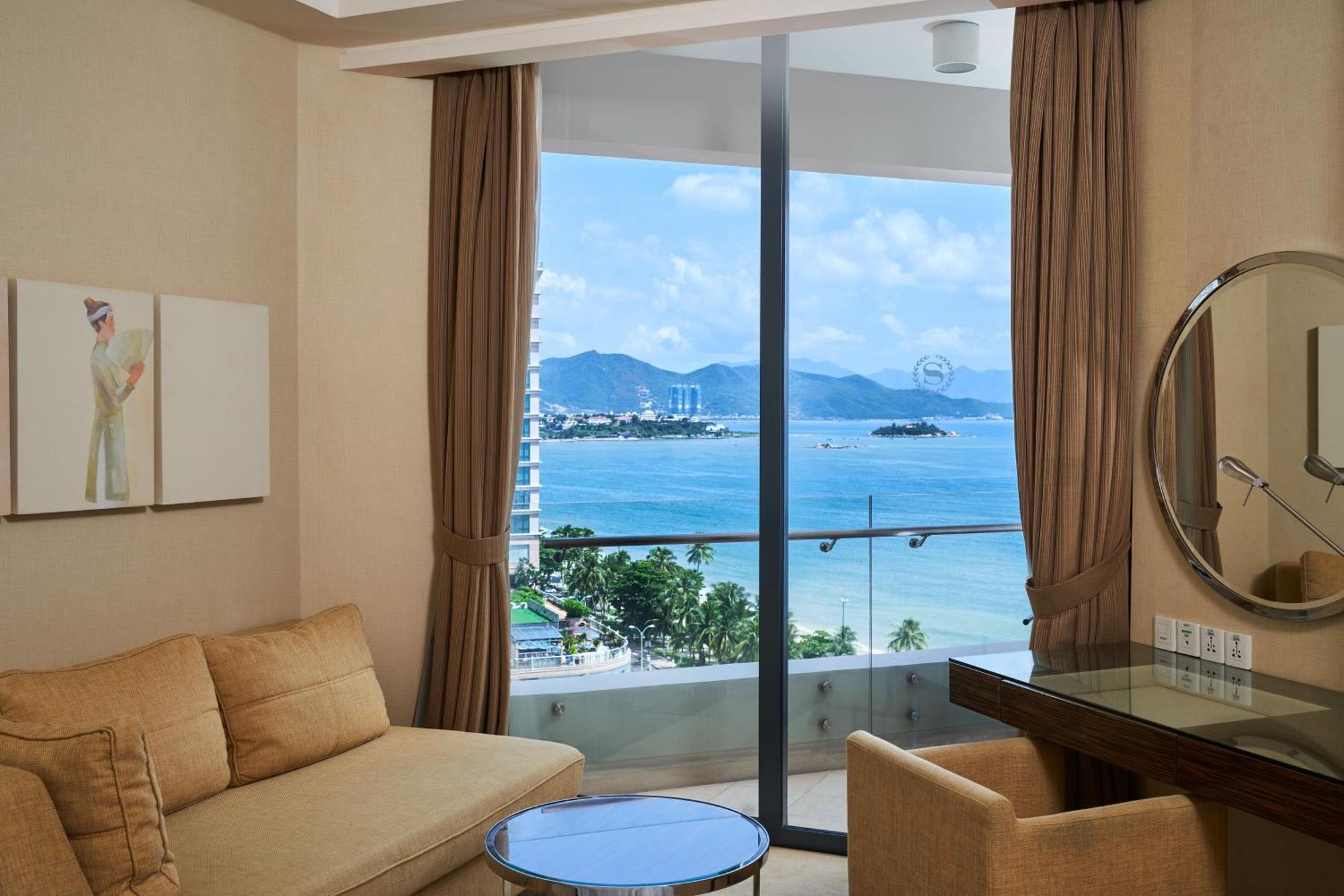 Hotel Sheraton & Nha Trang