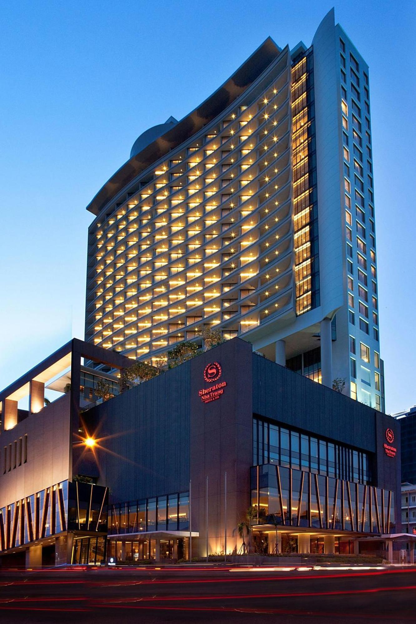 Sheraton & Hotel 5*