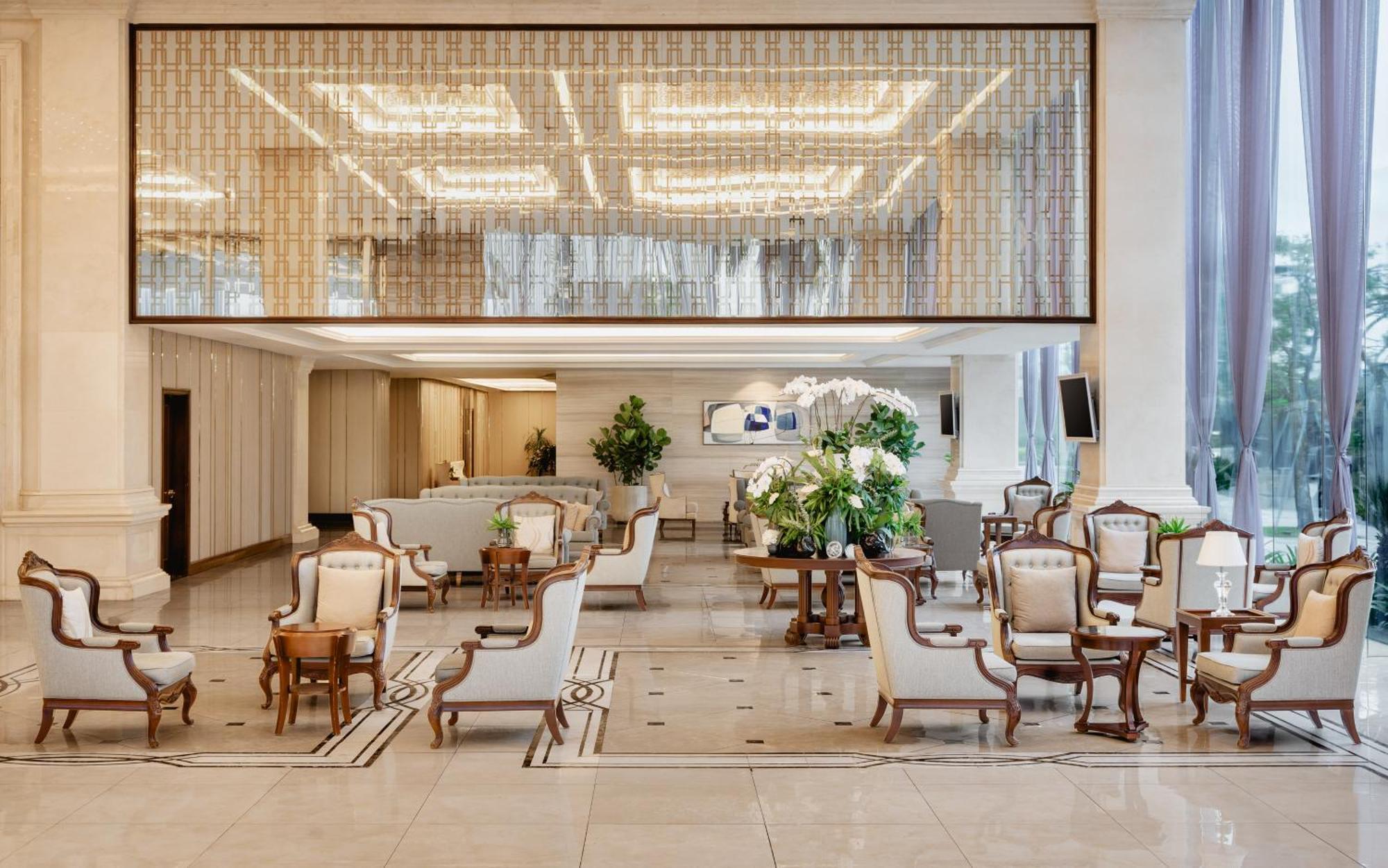 Melia Vinpearl Riverfront 5*