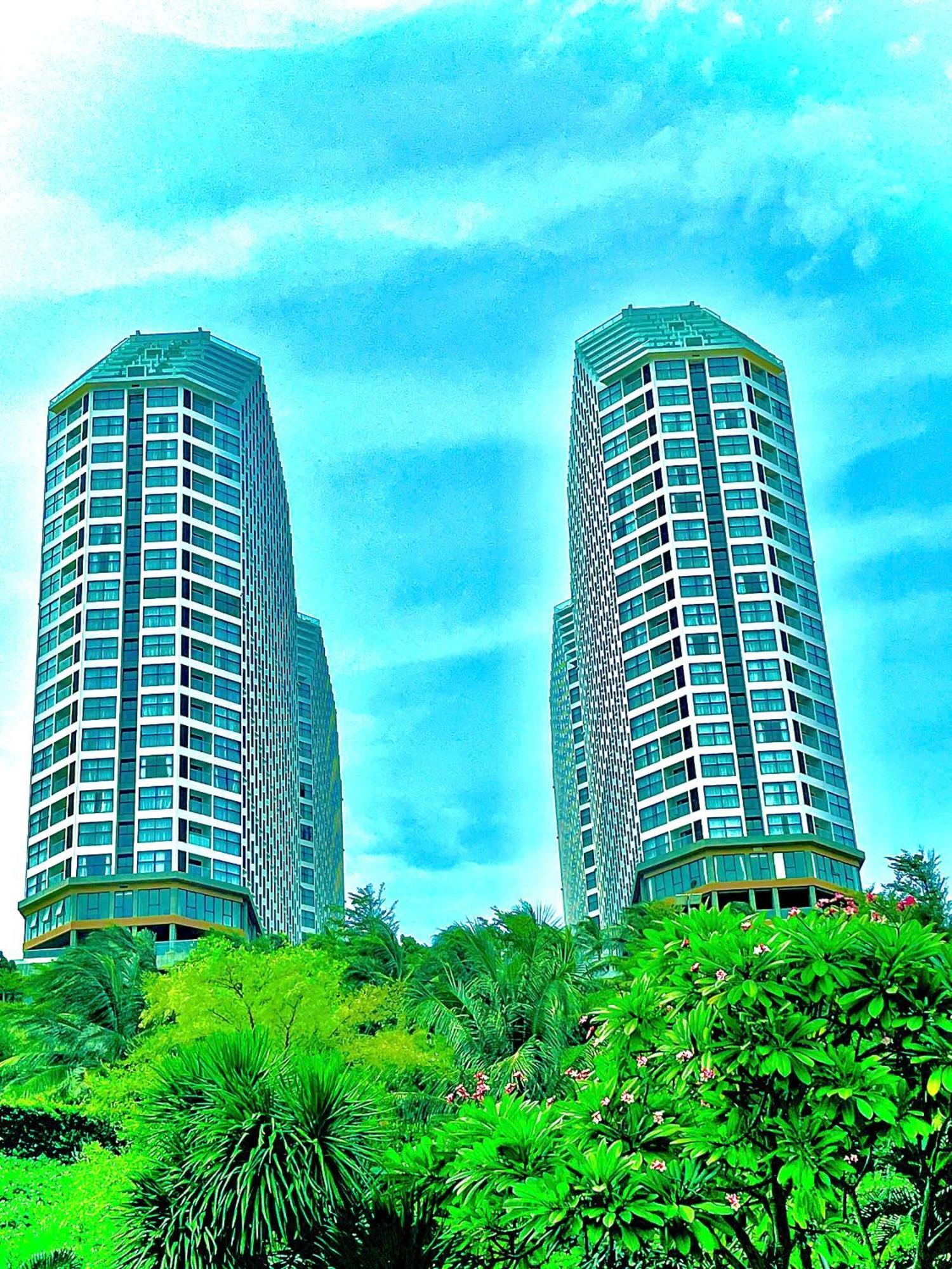 Apec Mandala Wyndham - V Ruby Aparthotel