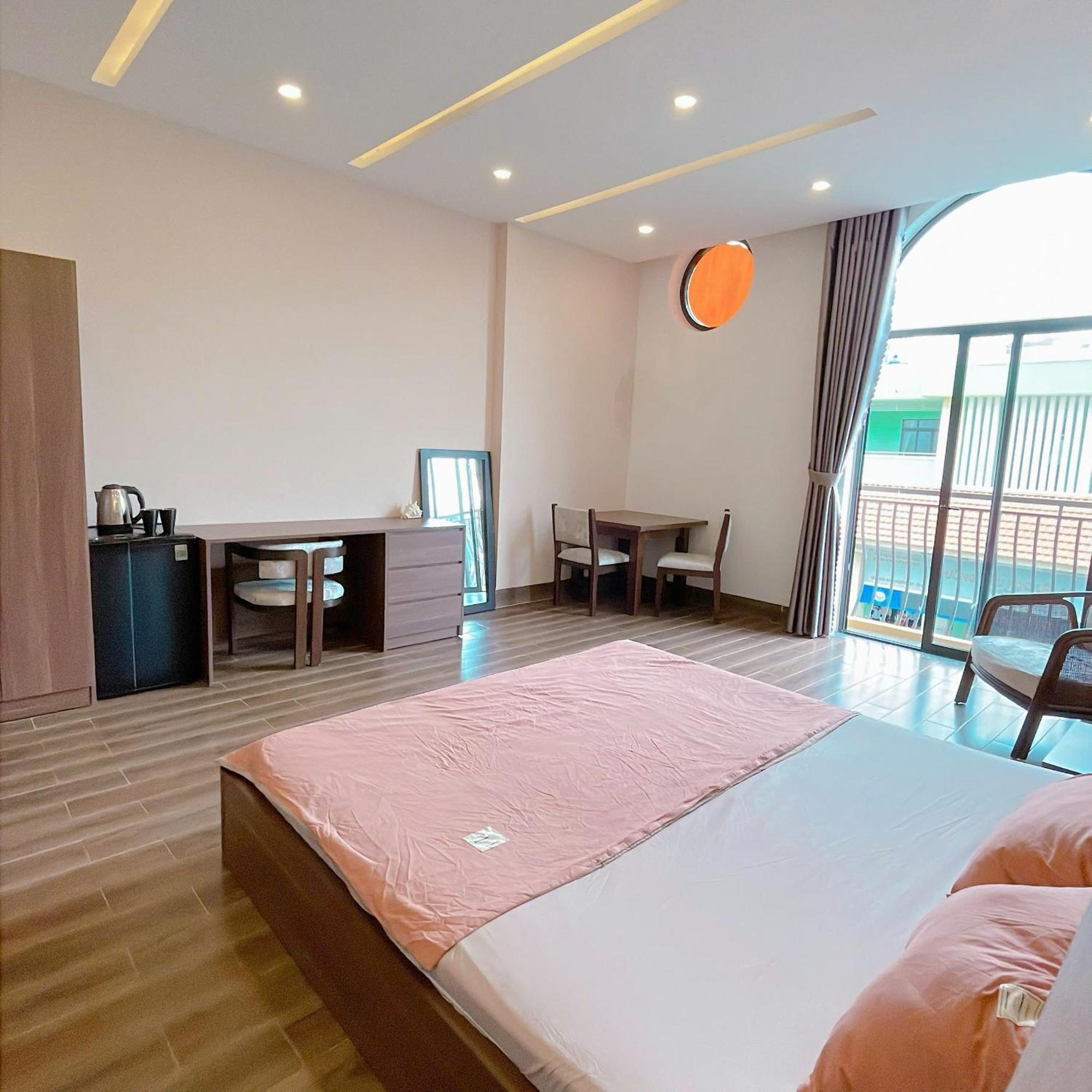 Homestay Reverie