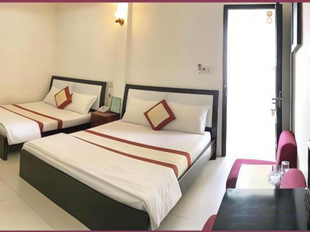Hotel Canary 2*