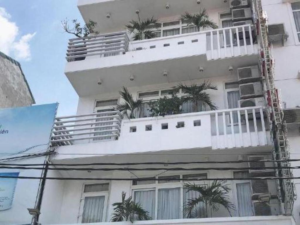 Hotel Canary 2*