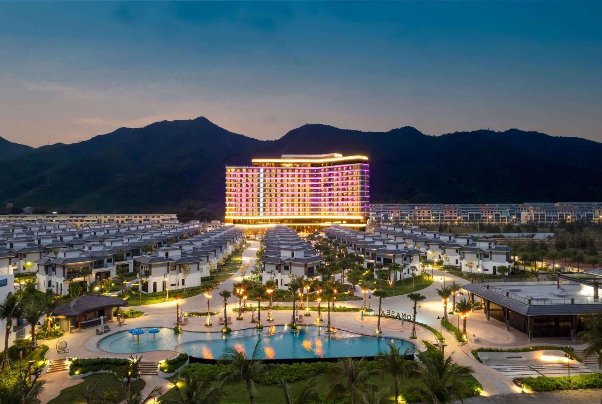 Hotel Wyndham Garden Sonasea Don Ha Long