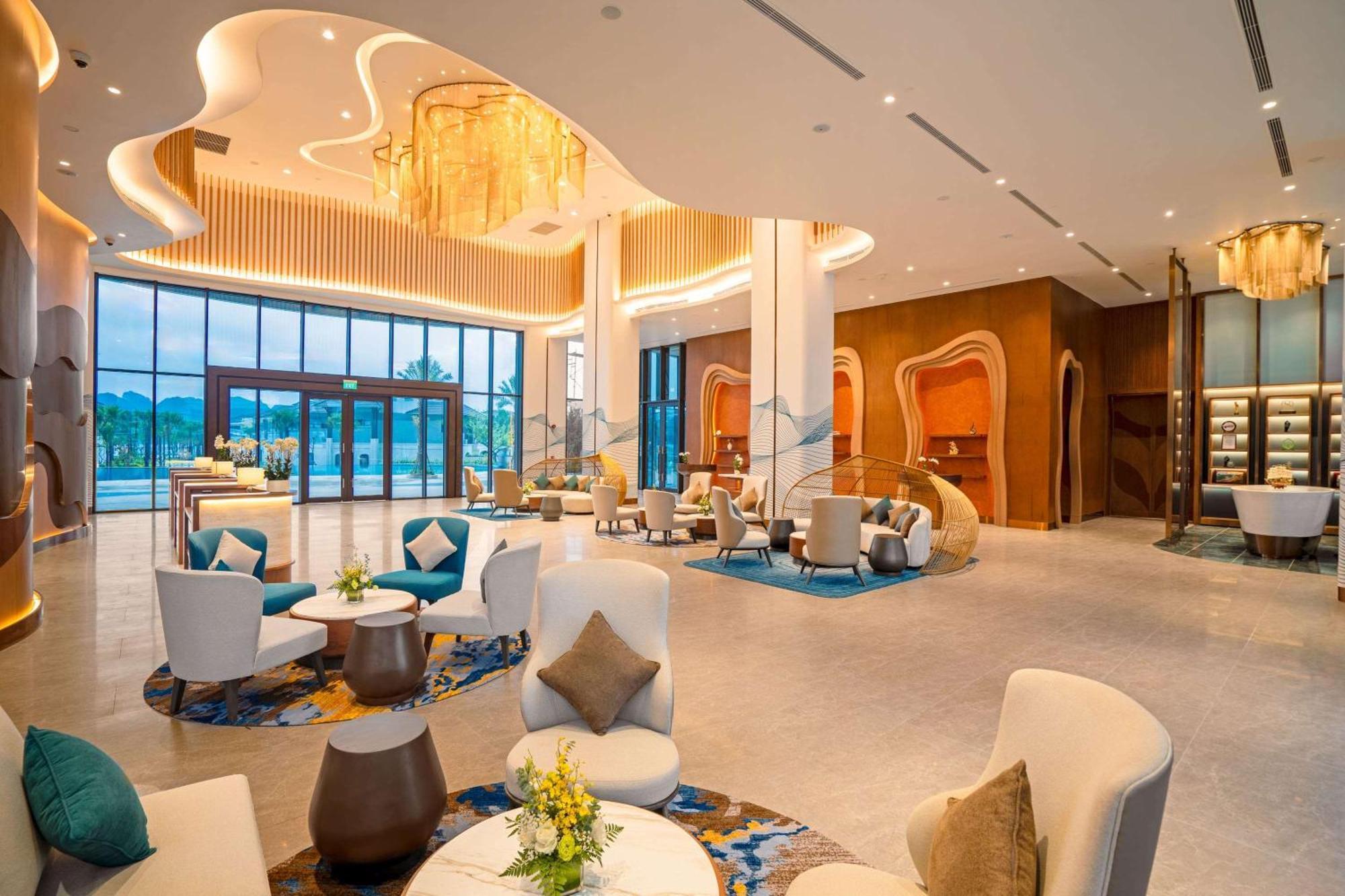 Hotel Wyndham Garden Sonasea Don 5*