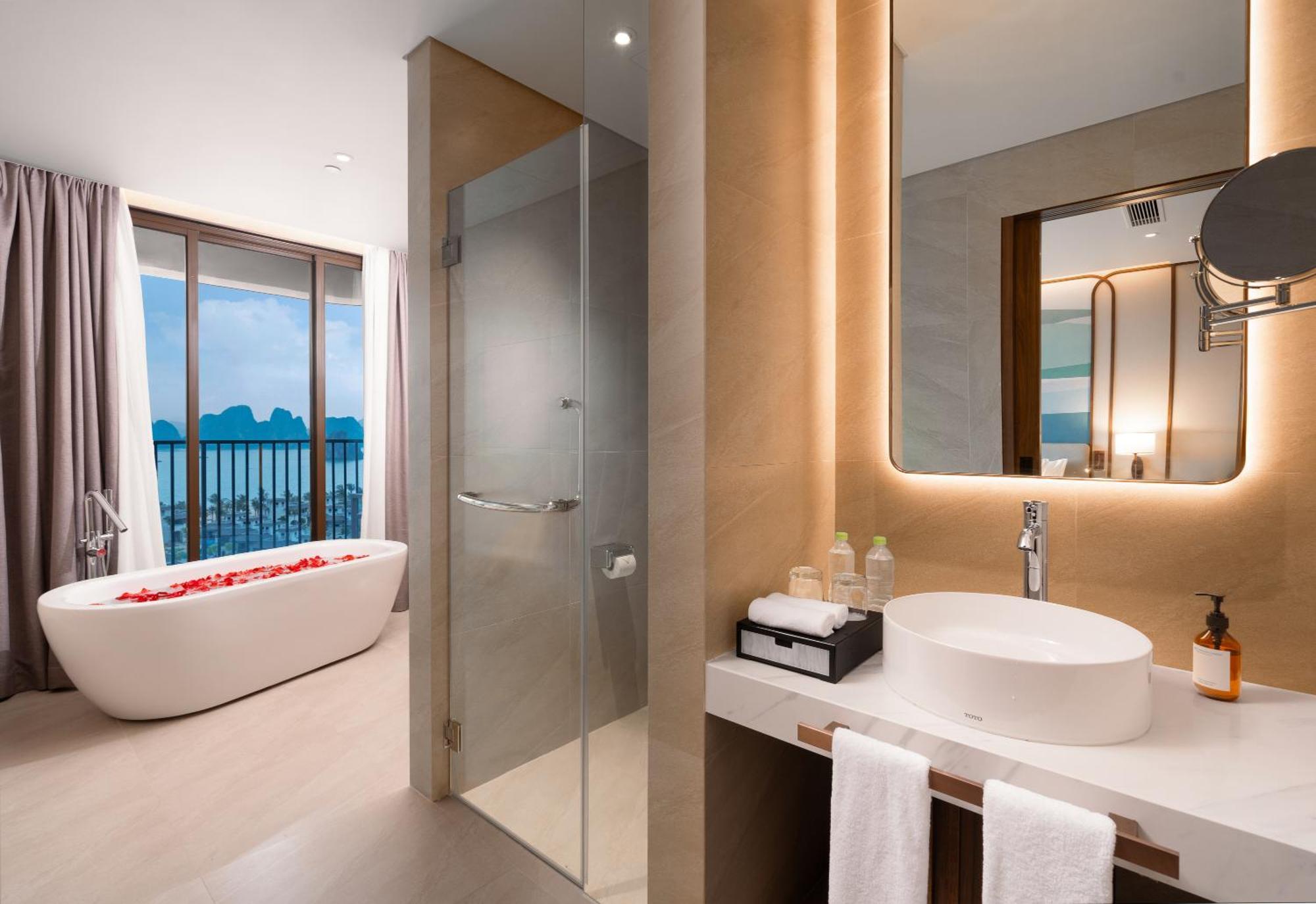 Wyndham Garden Sonasea Don Ha Long
