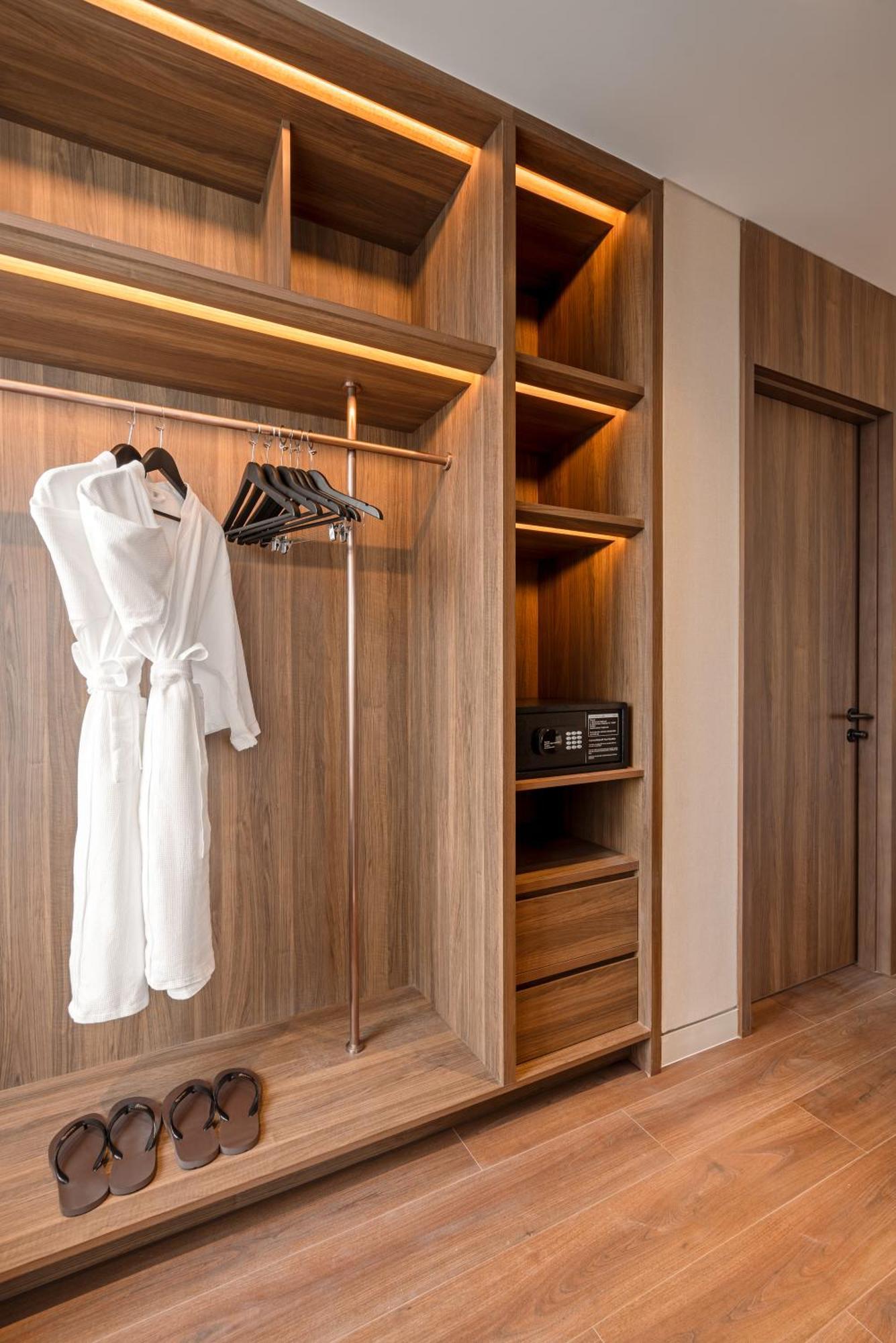 Hotel Wyndham Garden Sonasea Don