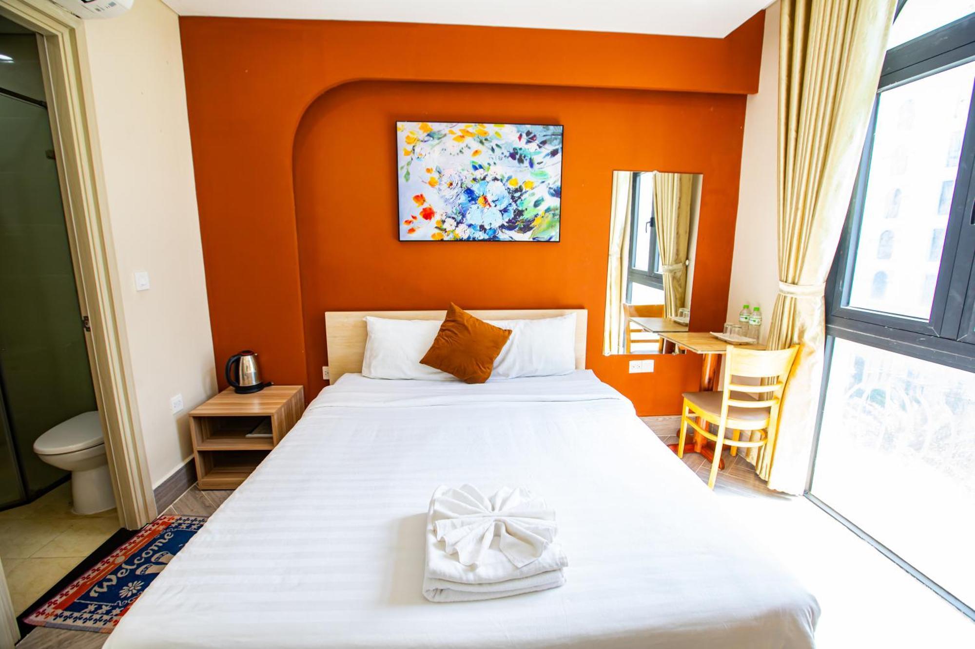 Teddy 96 & Cafe-3 Stars-grand World Phu Quoc