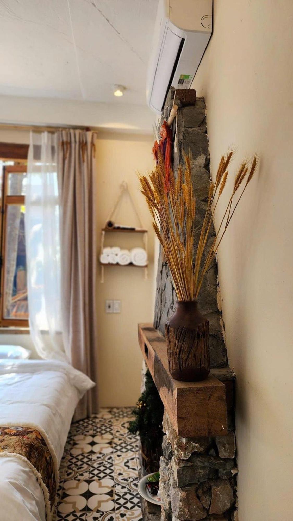 Hotel 4 Seasons & 4*