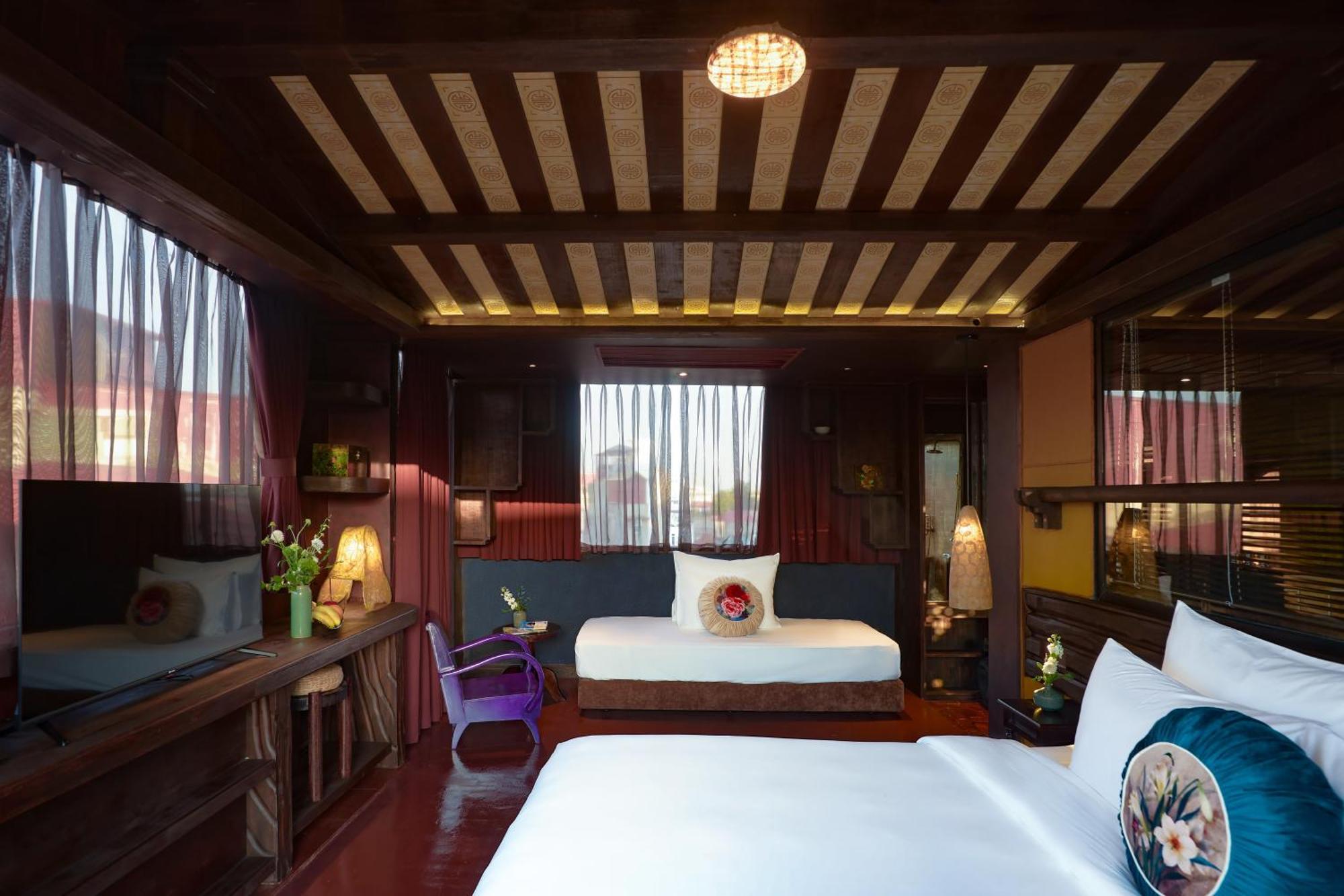 Hotel Kecho Legacy & Hanoi