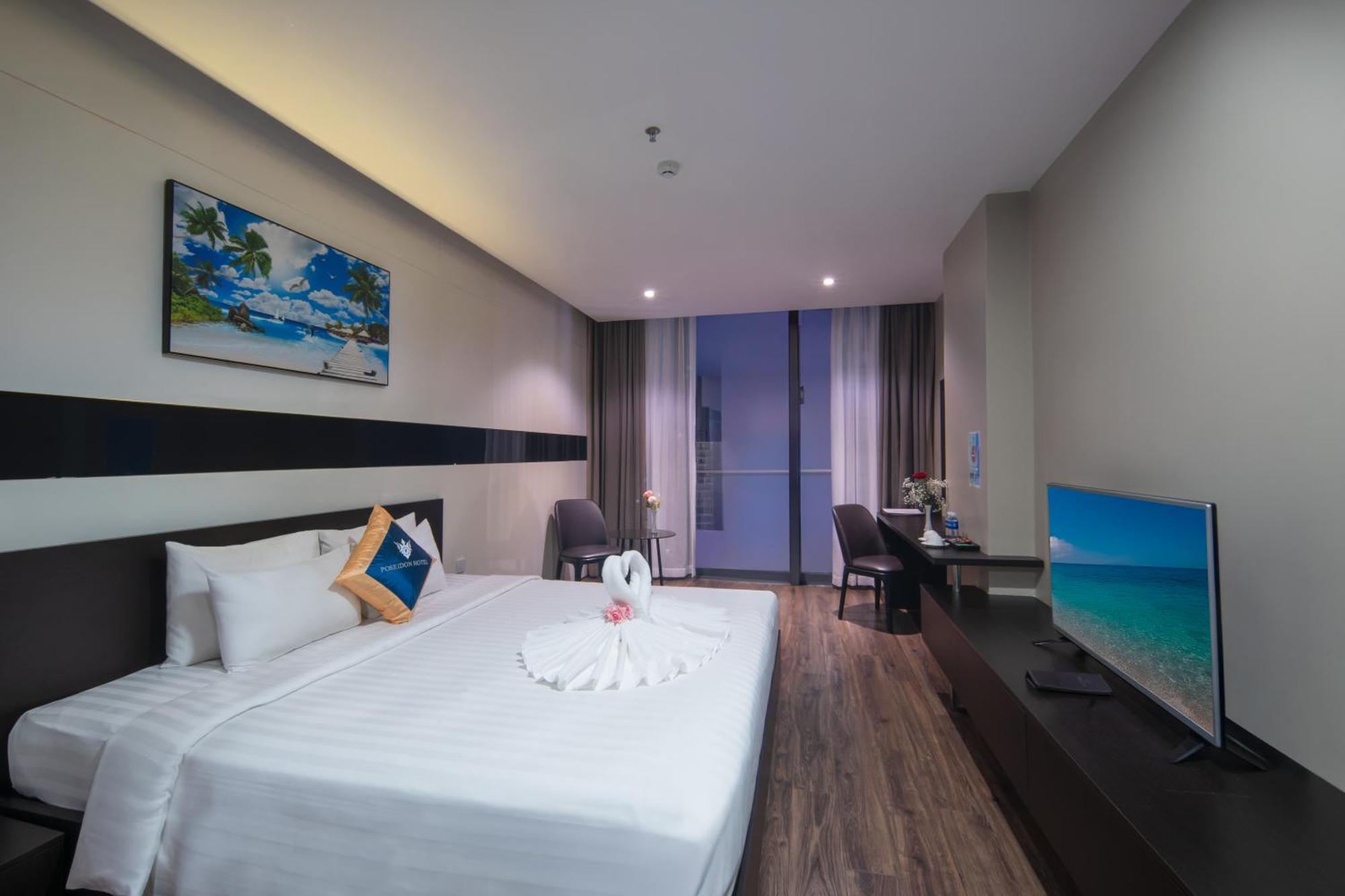 Poseidon Hotel 4*