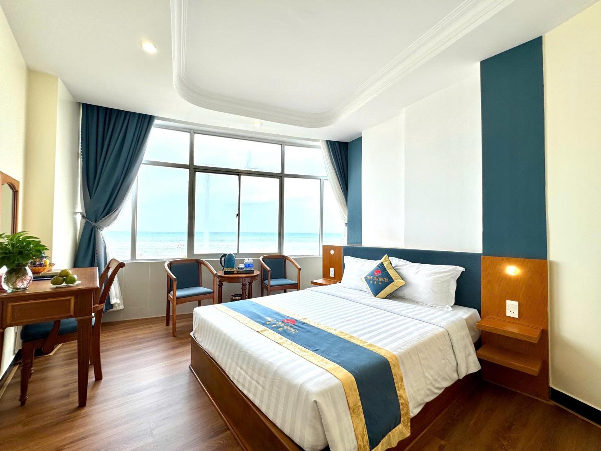 Thuy Hotel