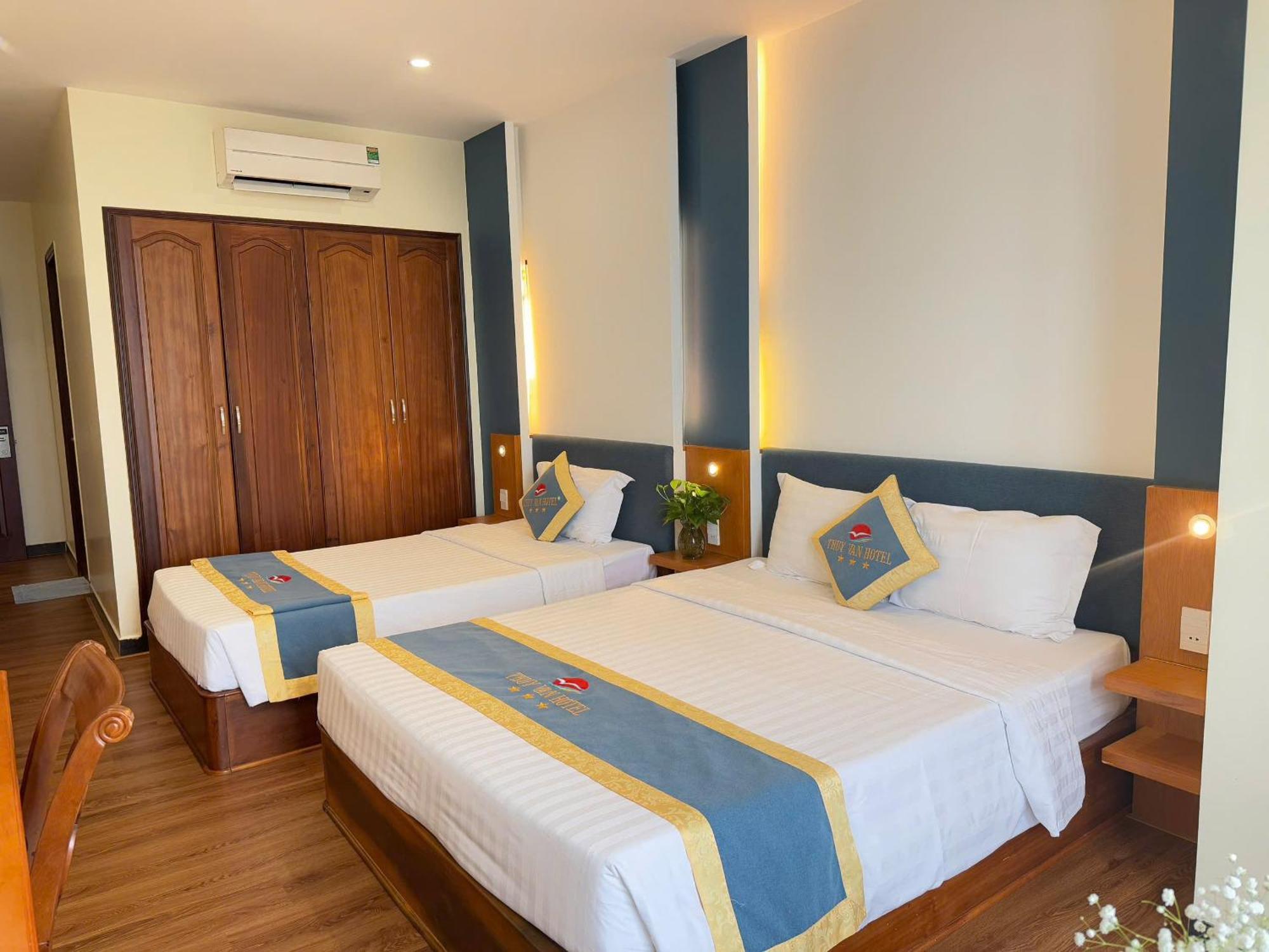 Thuy Hotel 3*