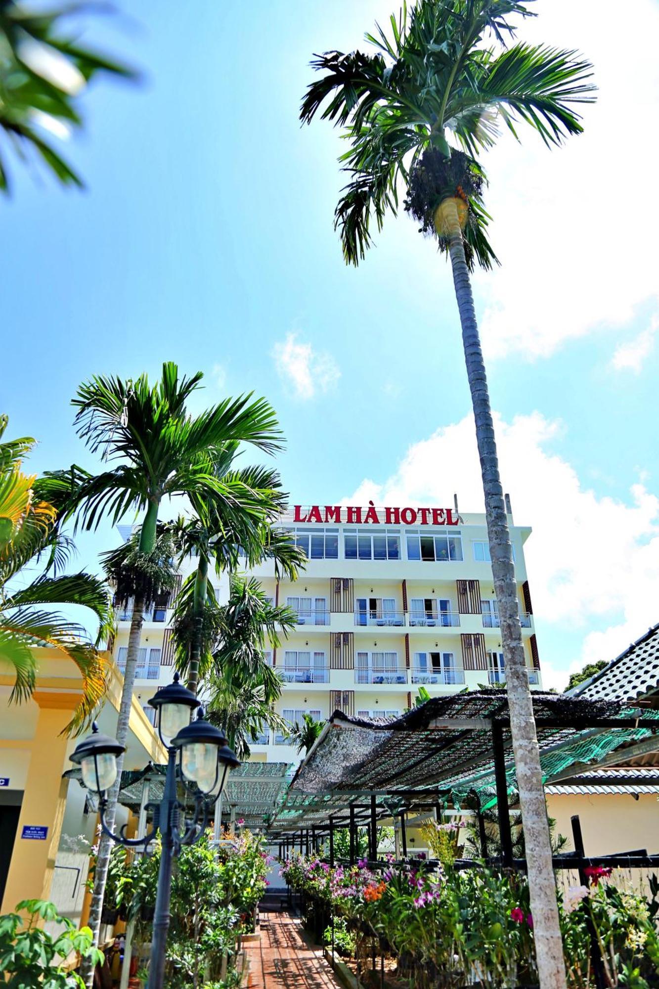 Hotel 881 Lam Ha Pool Resort 3*