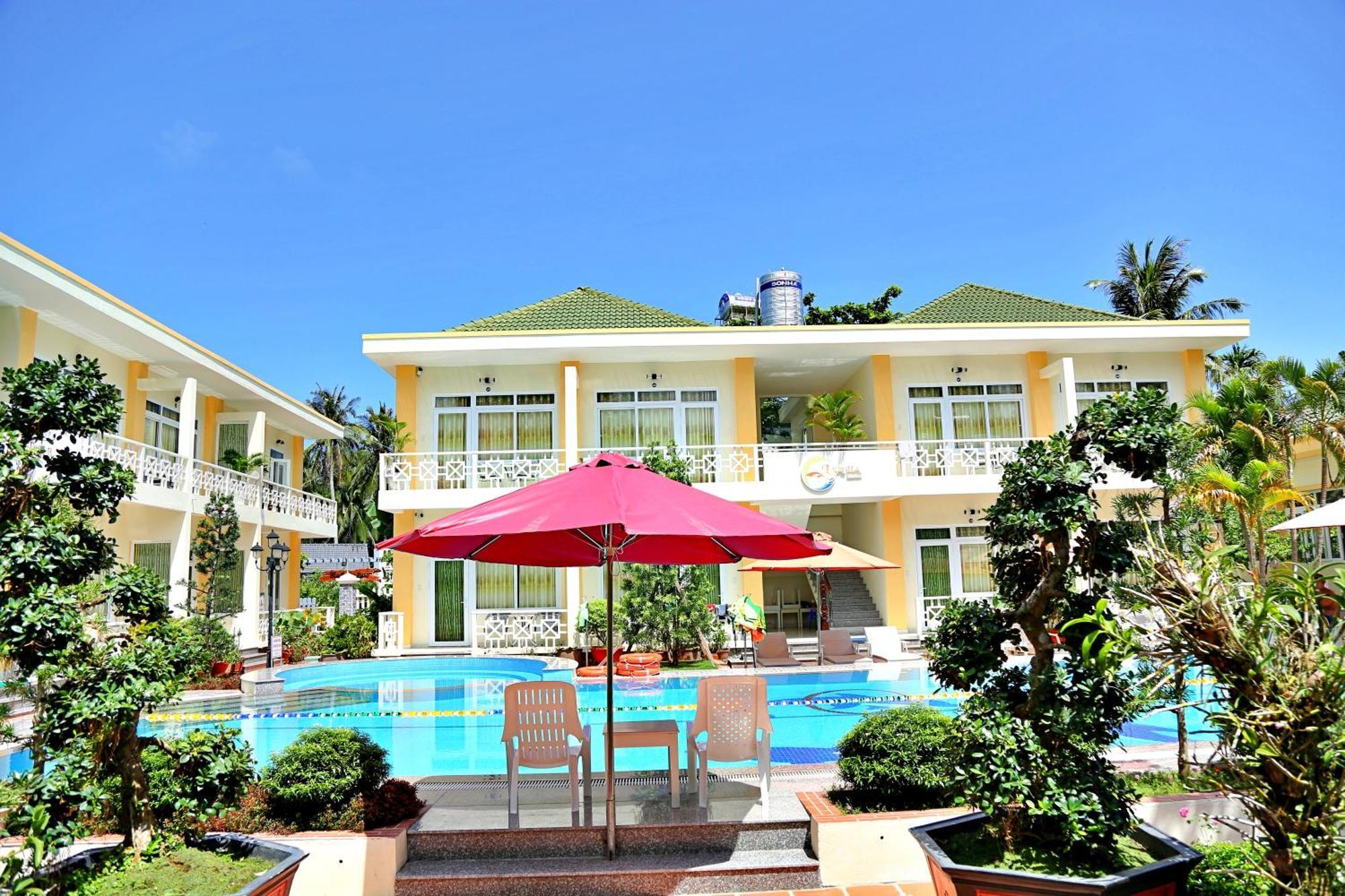 881 Lam Ha Pool Resort 3*