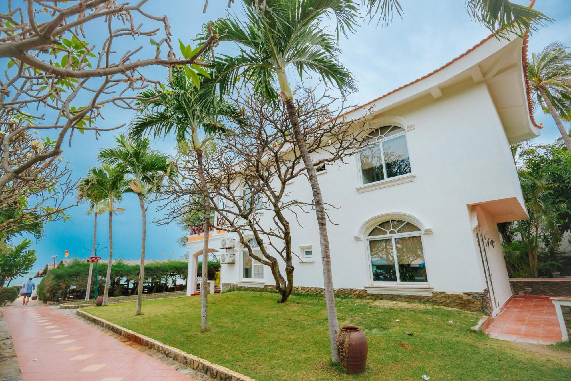 Le Aqua & Phan Thiet - Swiss Village & 4*