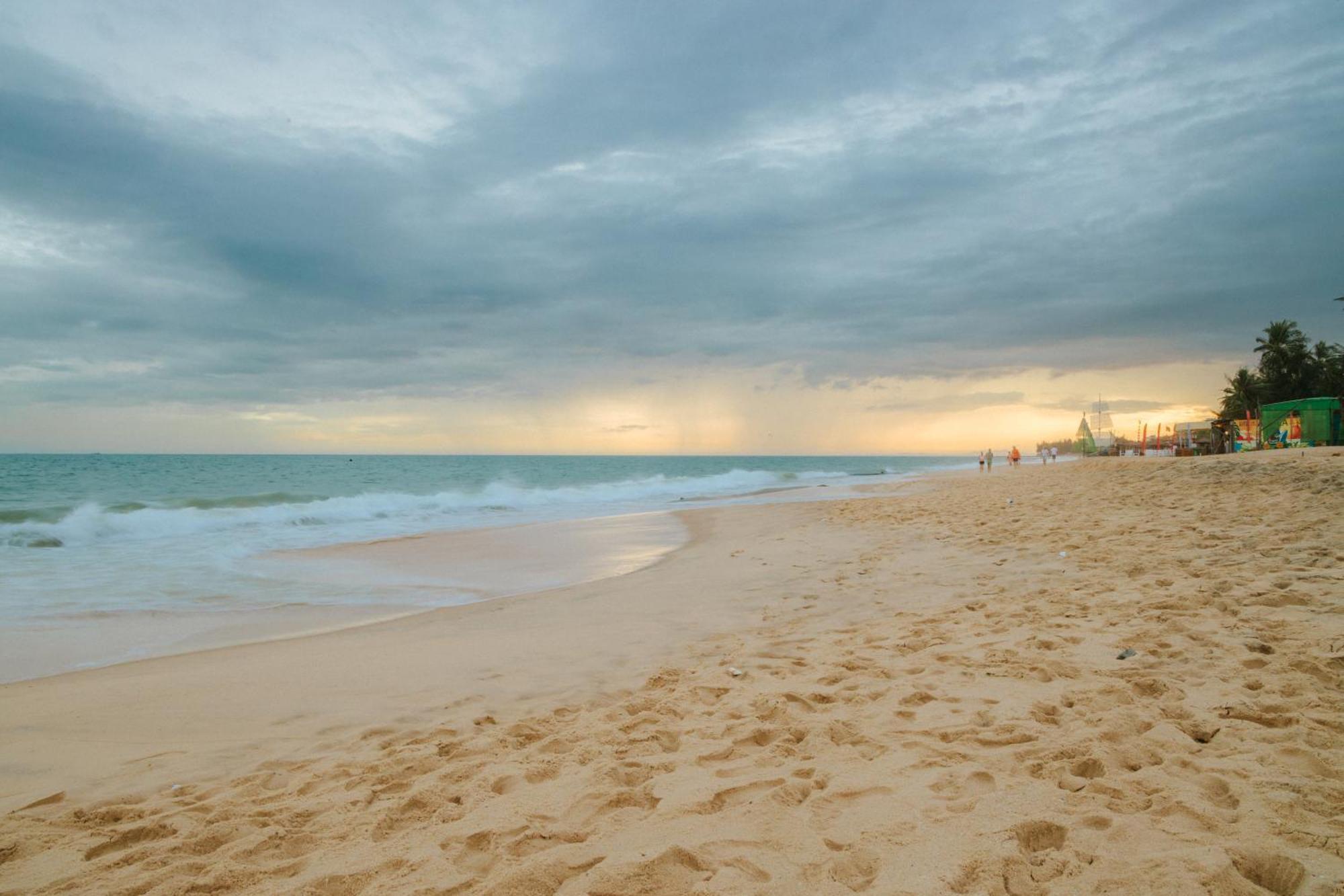 Le Aqua & Phan Thiet - Swiss Village & Mui Ne