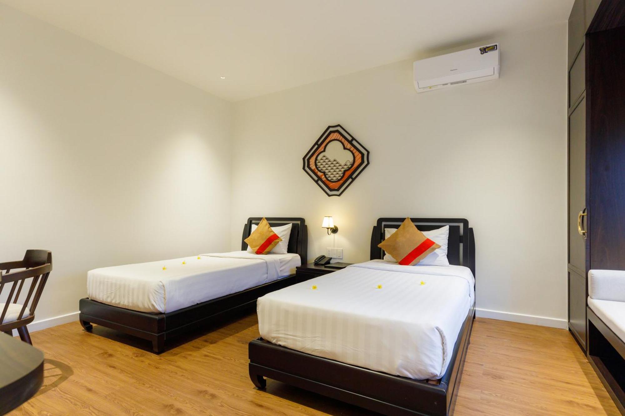Le Aqua & Phan Thiet - Swiss Village &