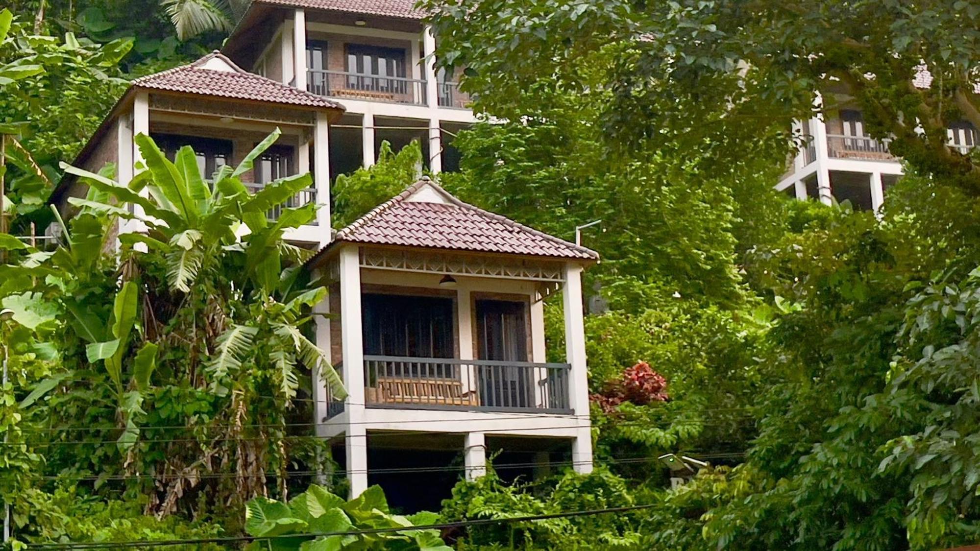 Resort Ba Be Lakeside