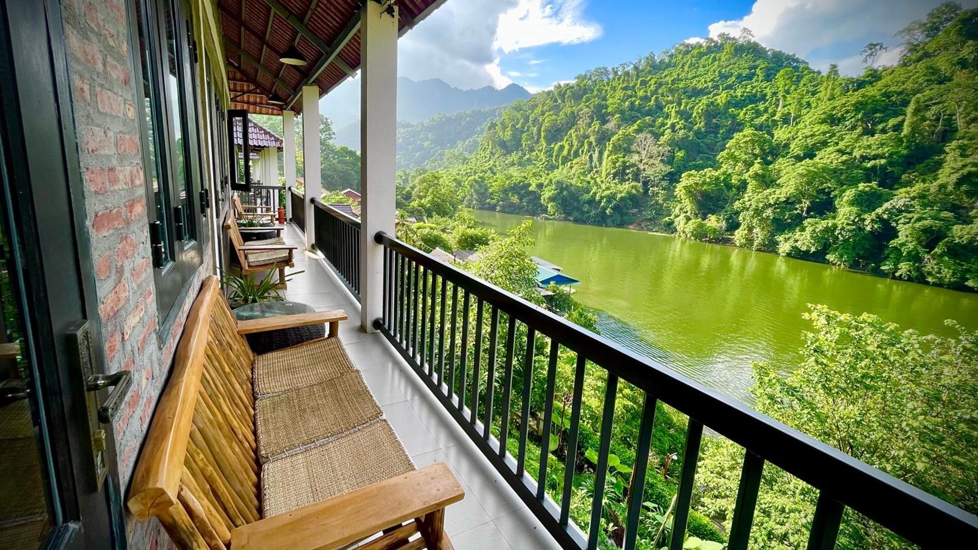 Ba Be Lakeside * Bac Kan