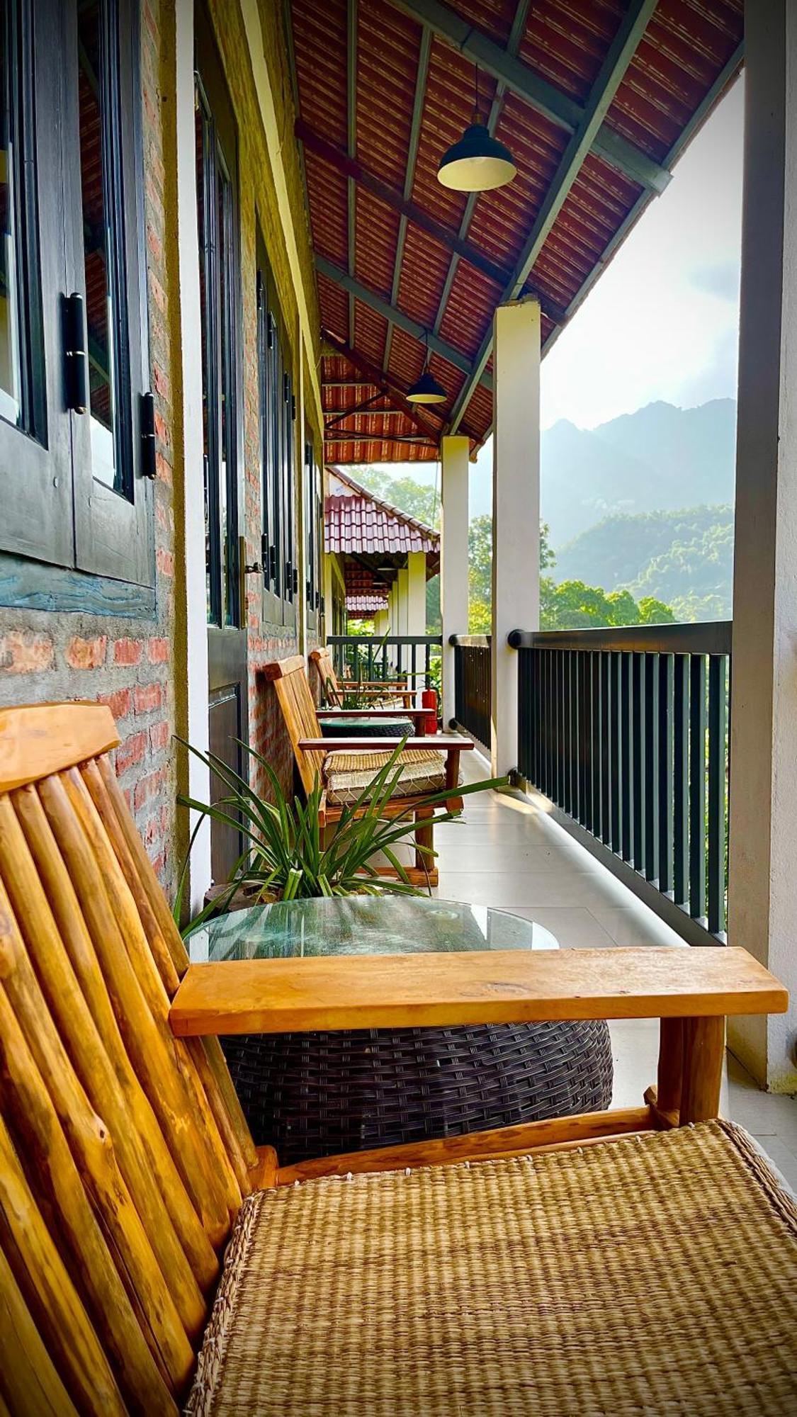 Resort Ba Be Lakeside