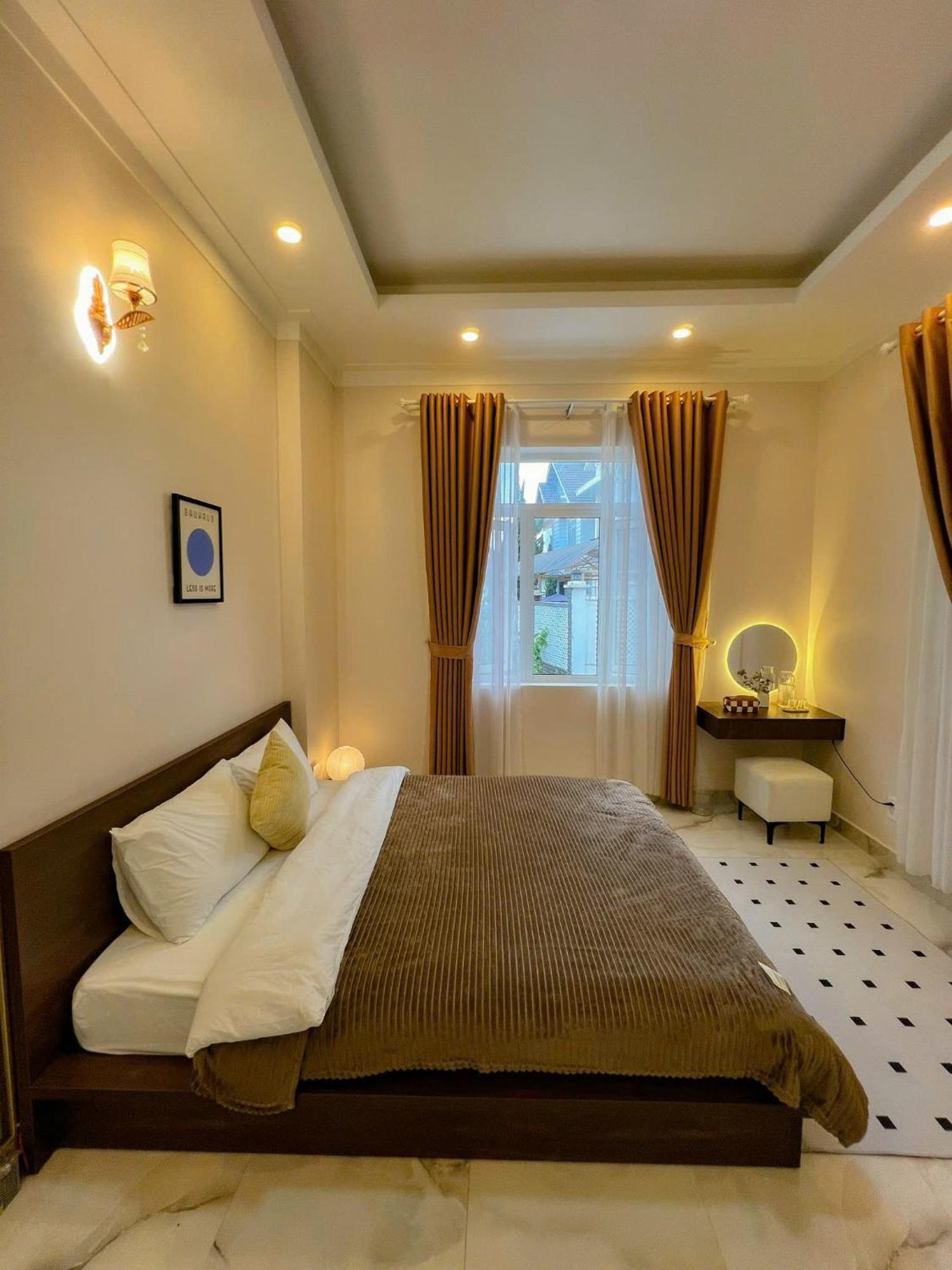 Late December Aparthotel *