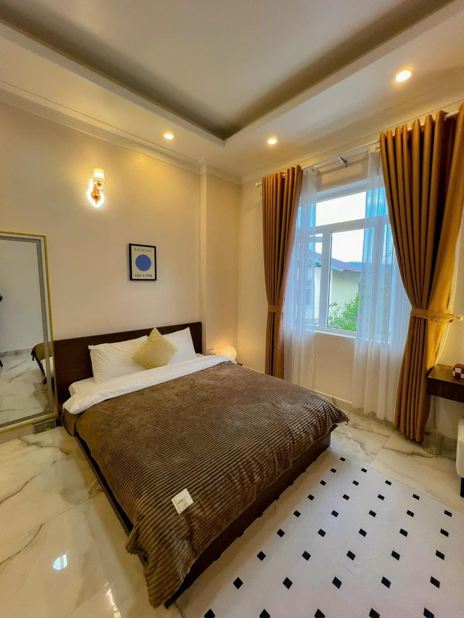 Late December Aparthotel *