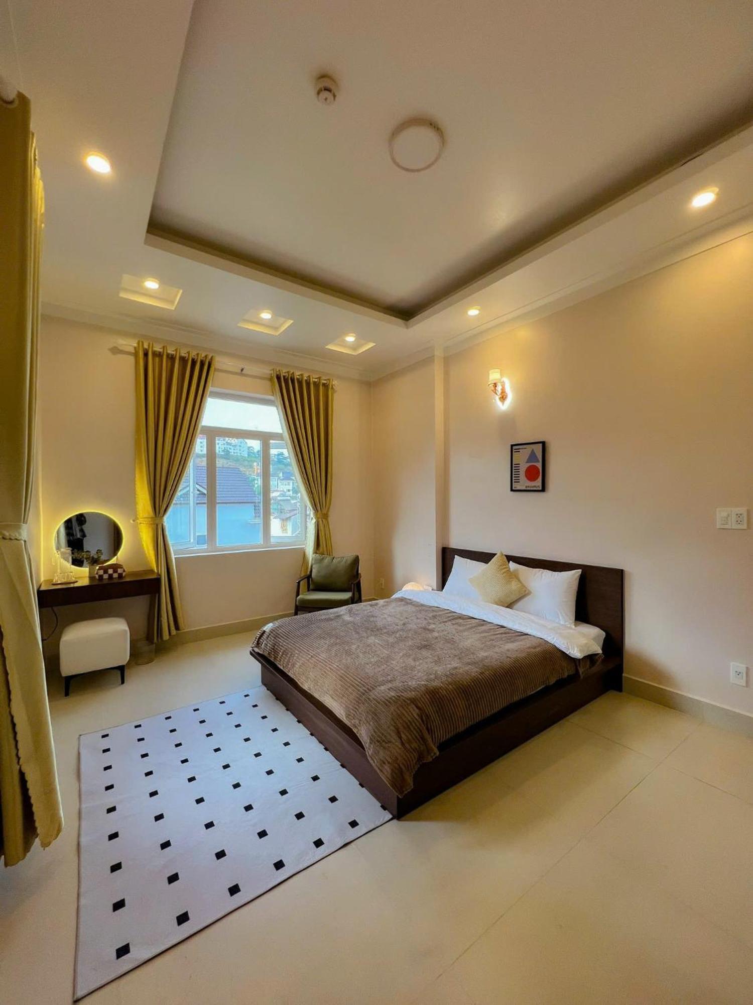 Late December Aparthotel *