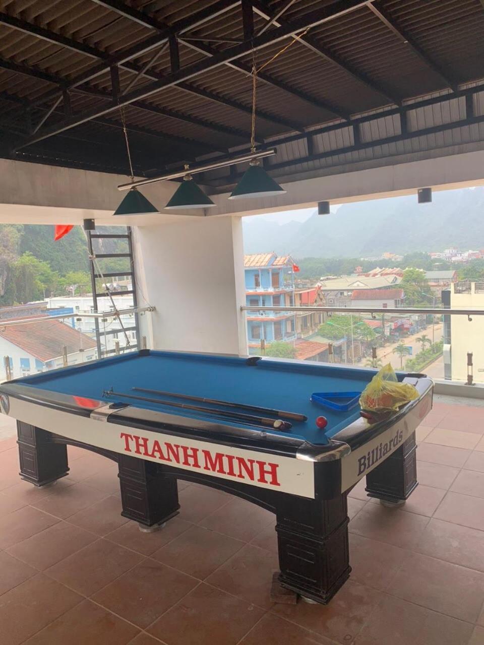 Jasmine & Roof Bar