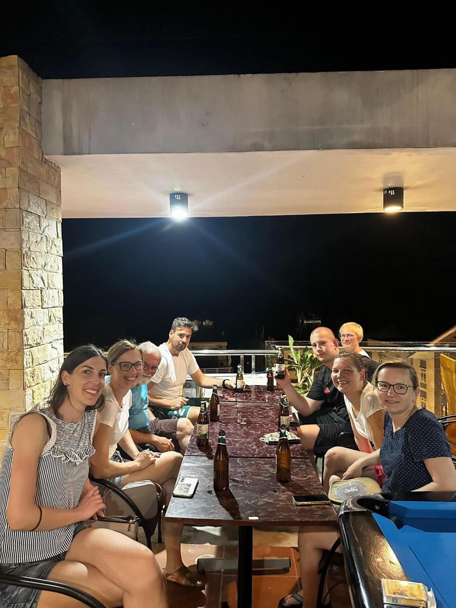 Jasmine & Roof Bar * Phong Nha