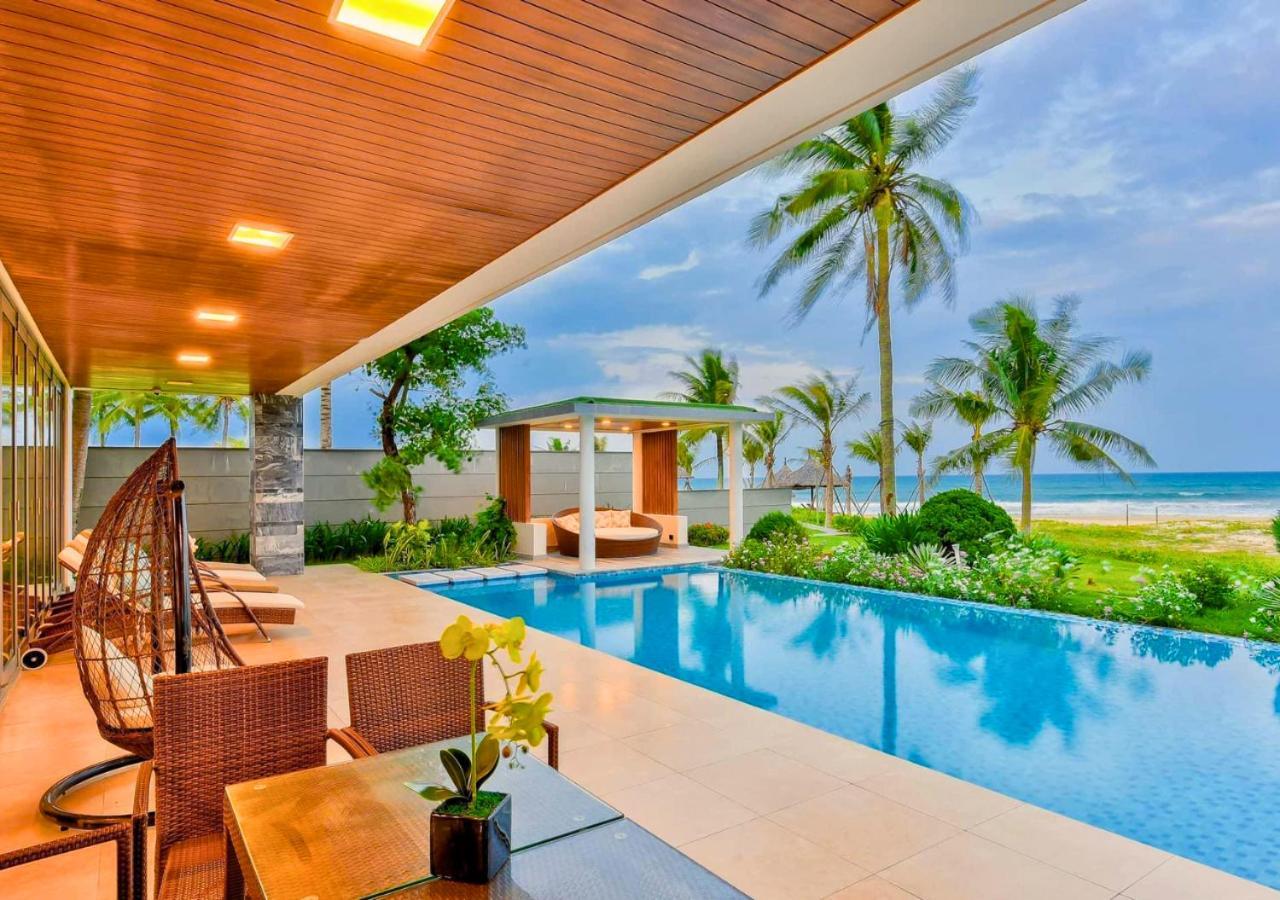Golden Beachside