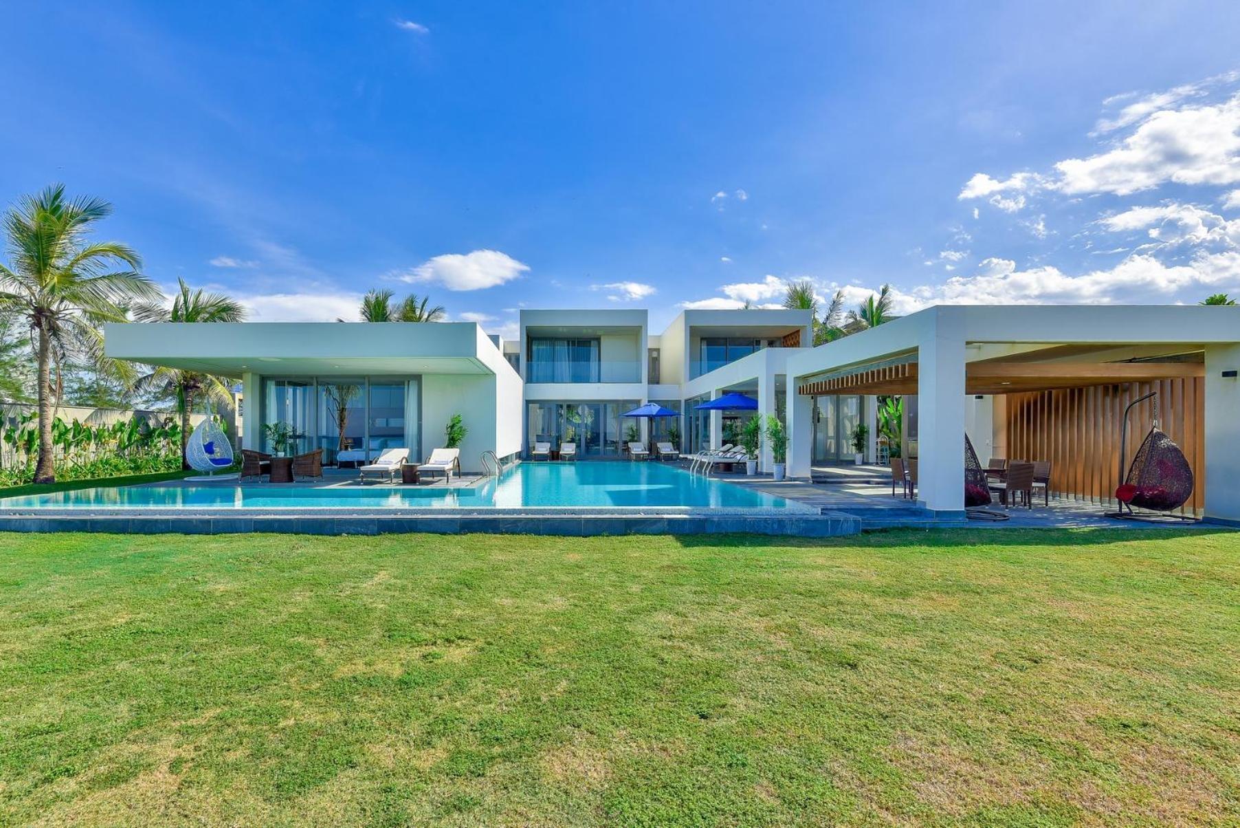 Golden Beachside