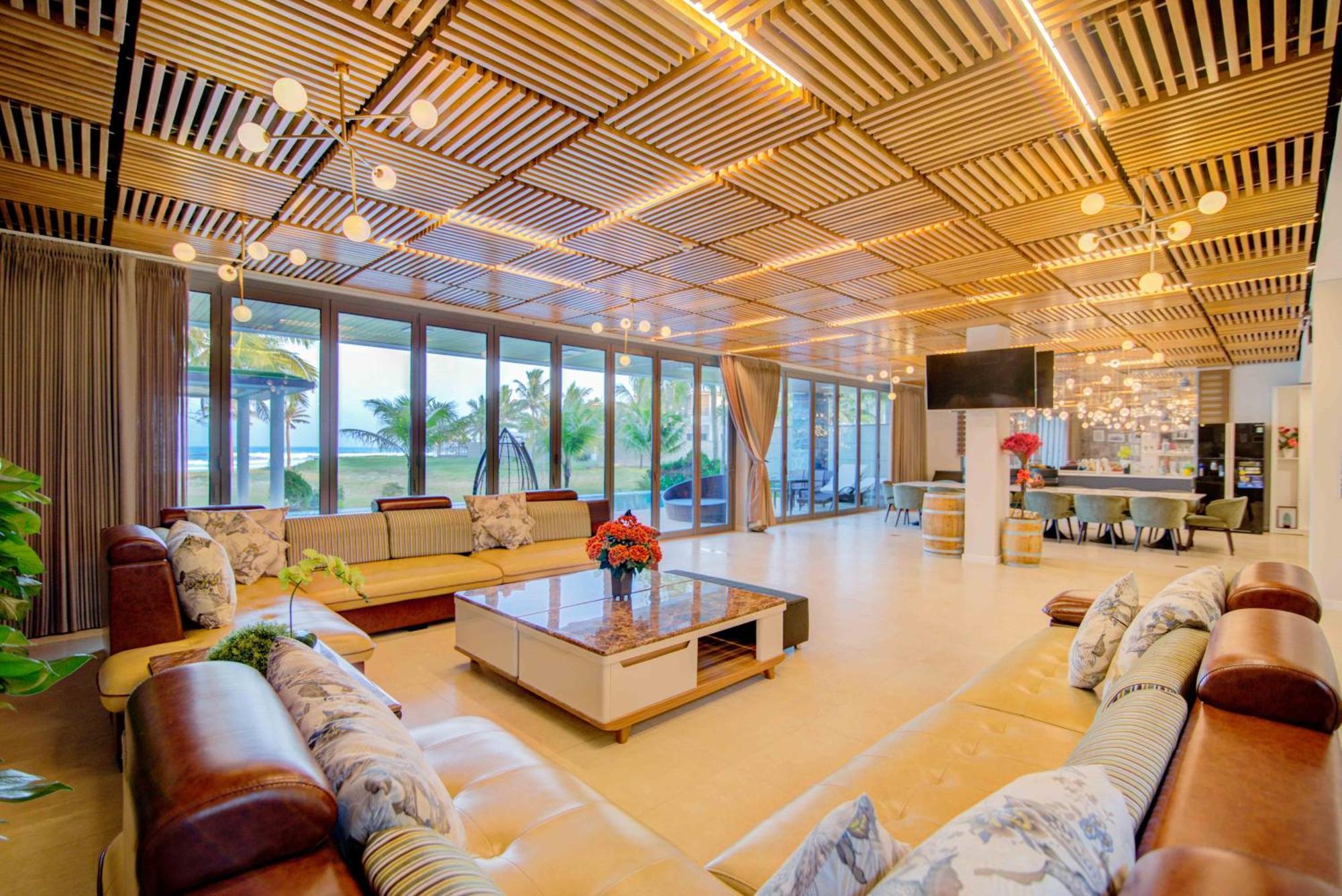 Golden Beachside