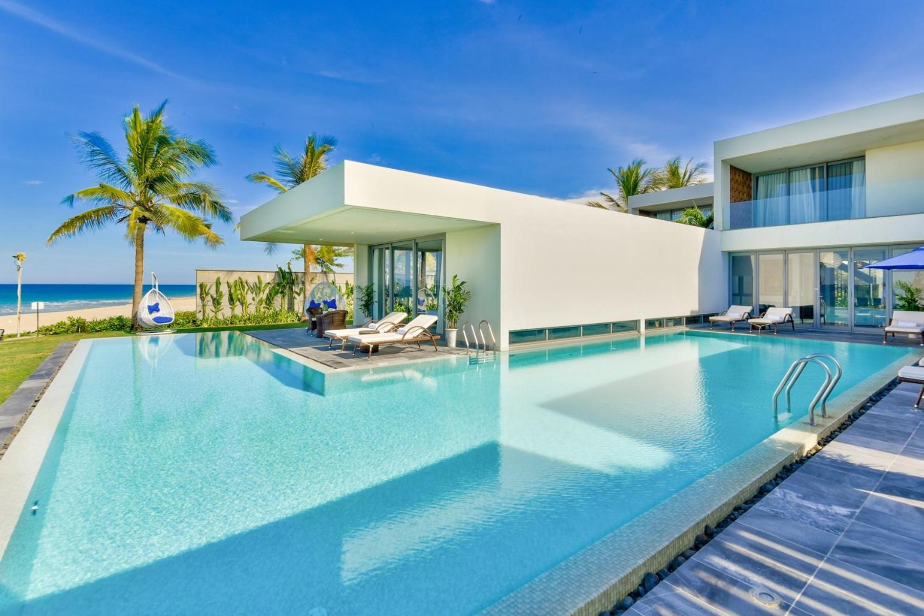 Golden Beachside Resort 5*