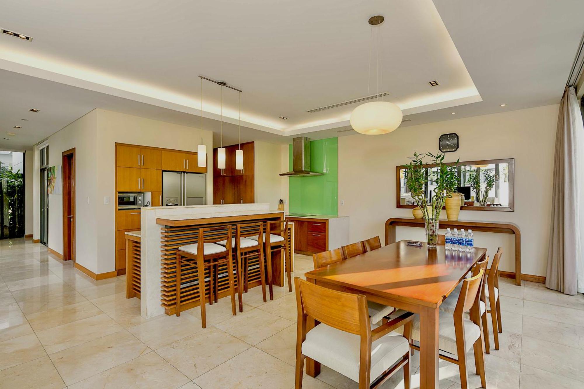 Golden Beachside Resort 5*