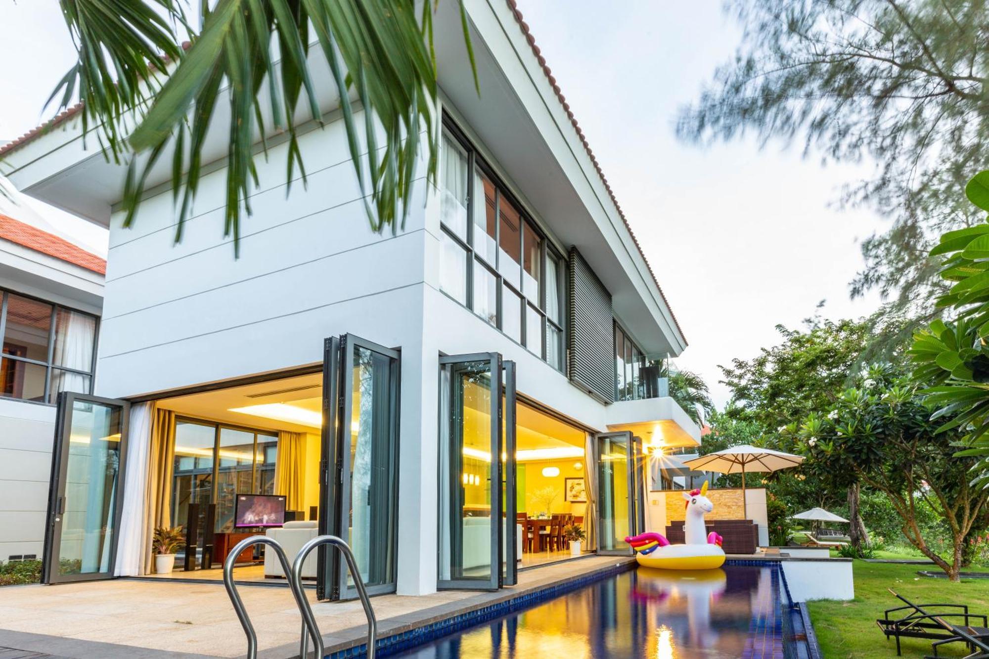 Golden Beachside 5* Da Nang
