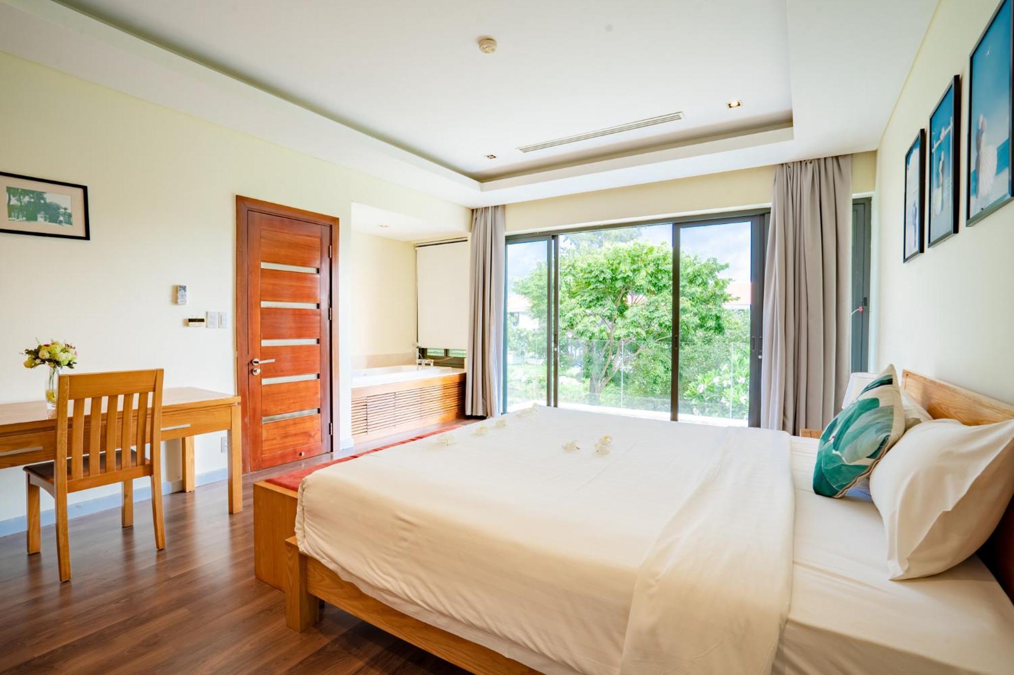 Golden Beachside Resort Da Nang