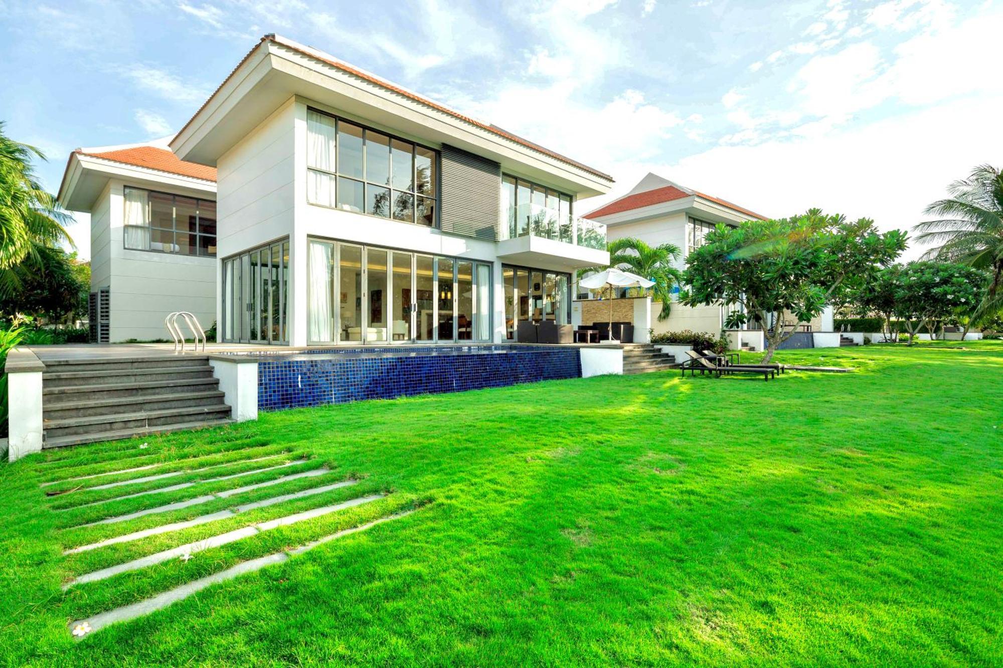 Resort Golden Beachside