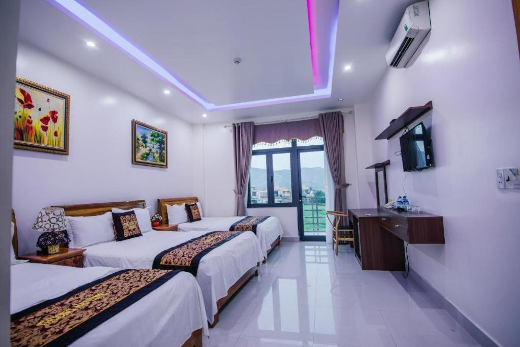 Hostel Jasmine & Roof Bar Phong Nha