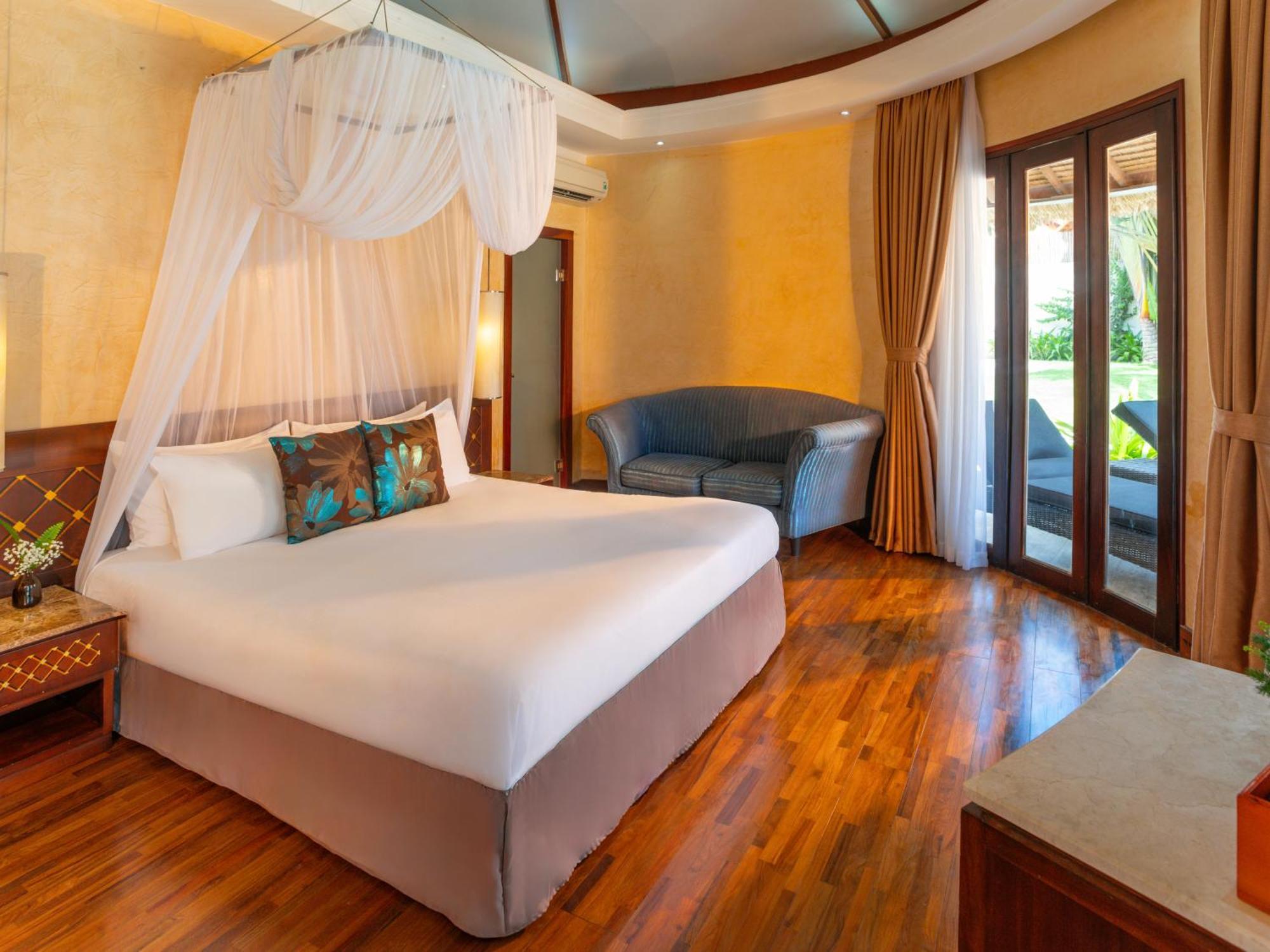 Sunsea Resort 3*