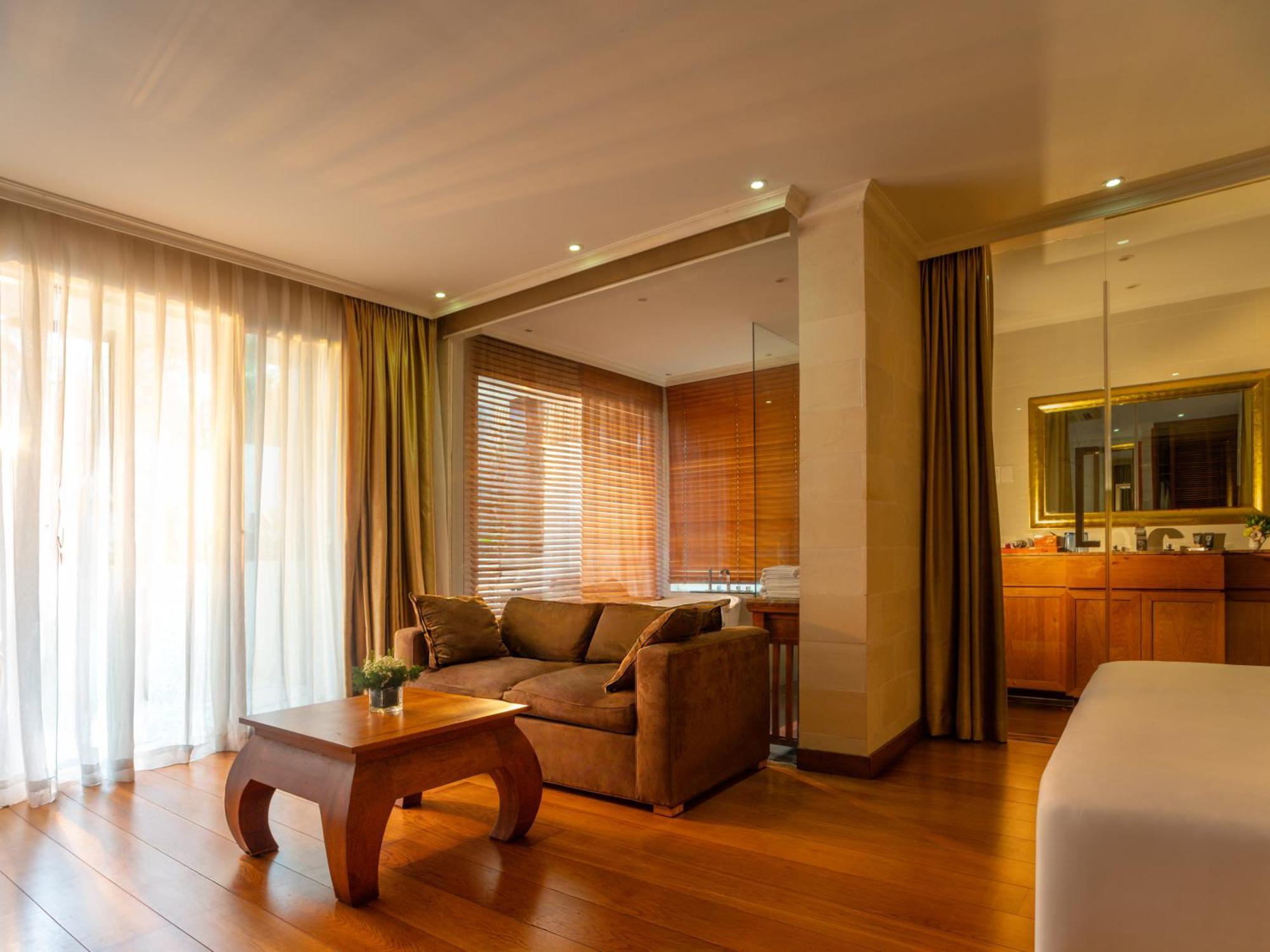 Sunsea Resort 3*