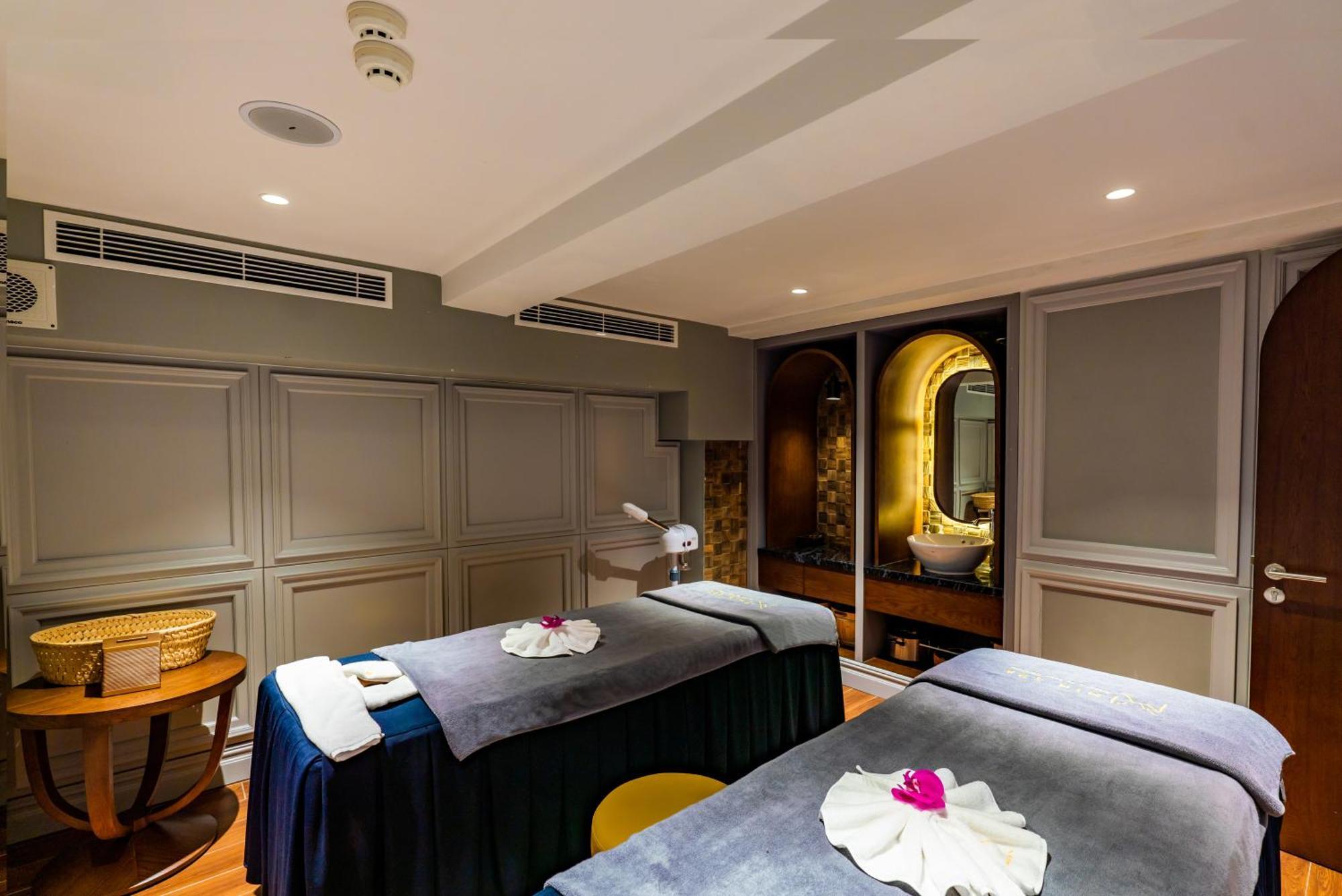 Minerva Premium 4* Hà Nội