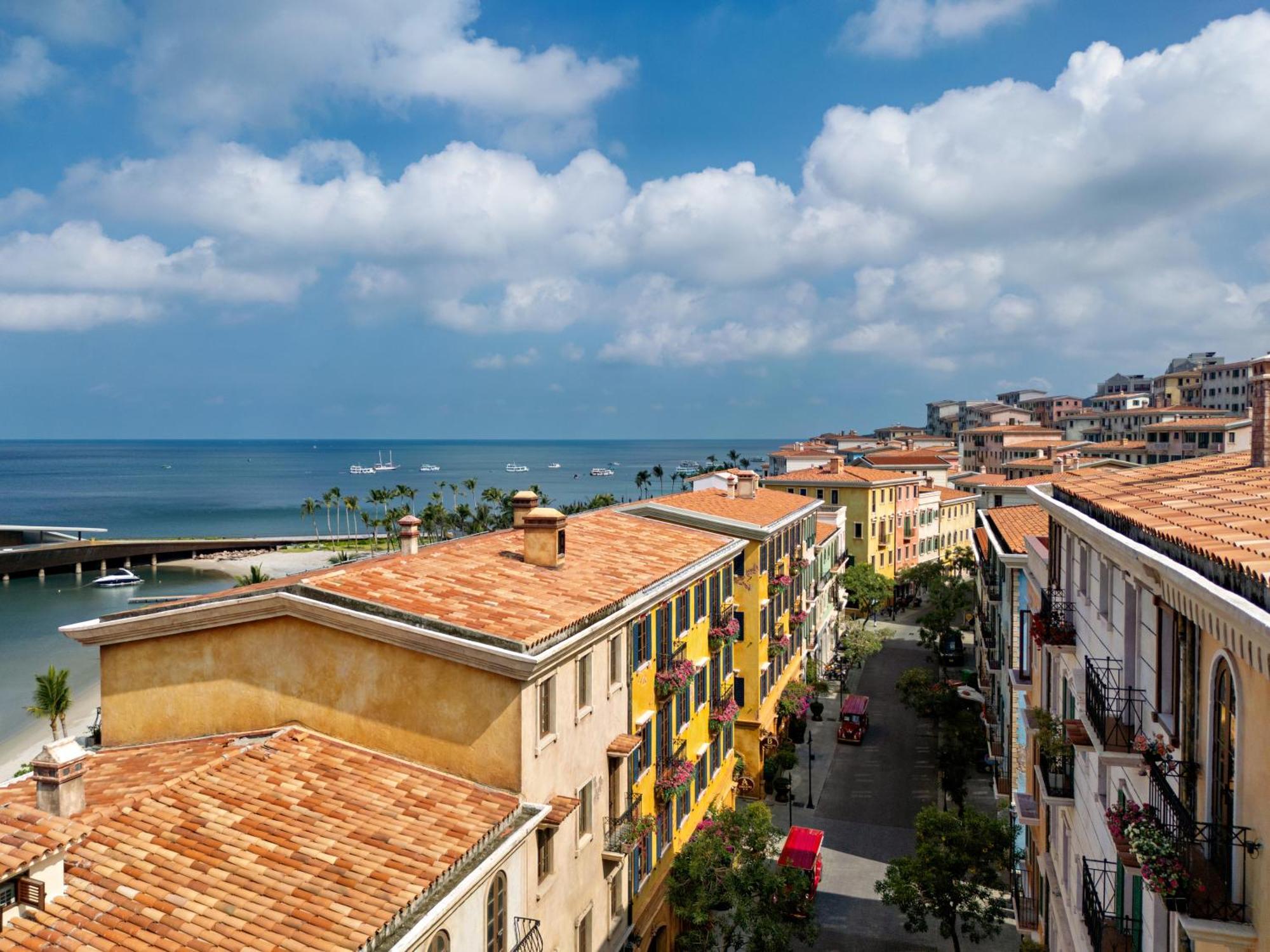 Hotel Venice - Free Airport Shuttle & Sunset Town Tour