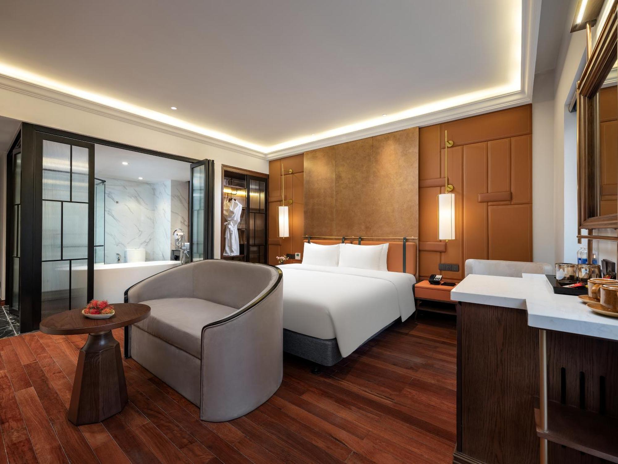 Minerva Premium Khách sạn