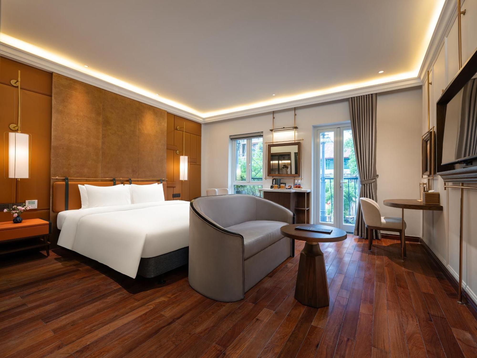 Khách sạn Minerva Premium