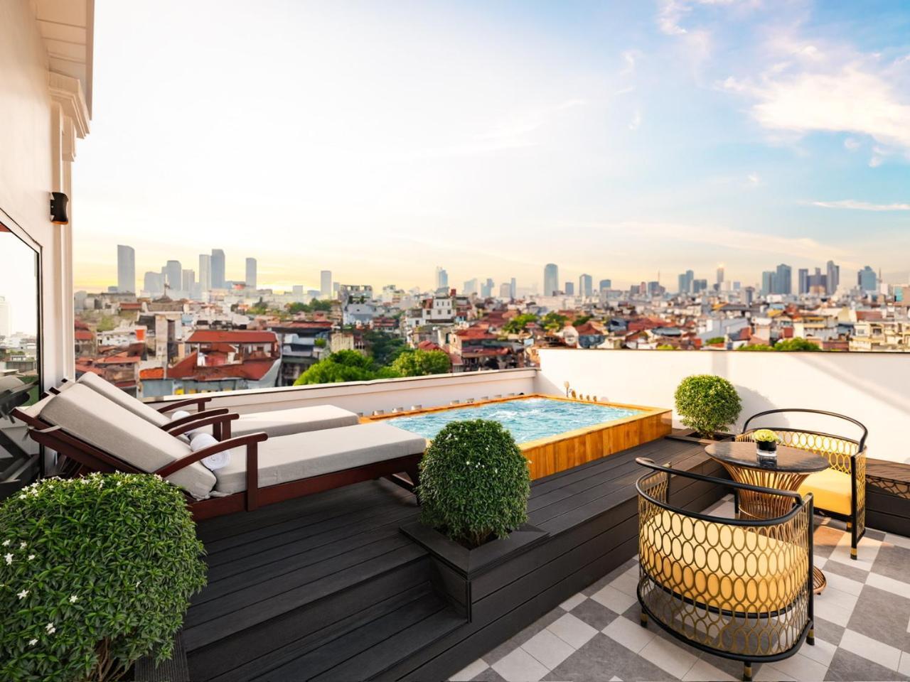Khách sạn Minerva Premium Hà Nội
