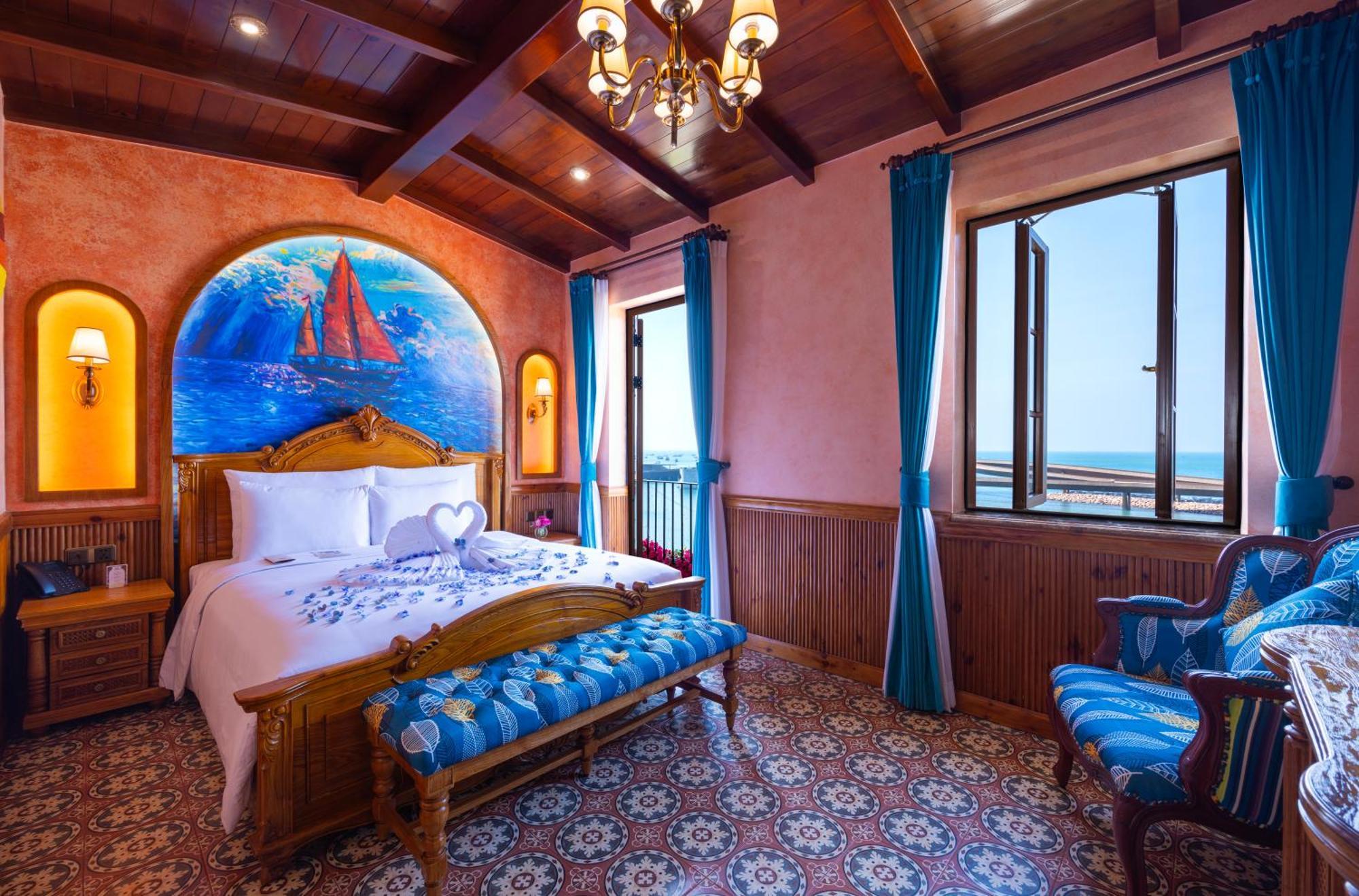 Hotel Venice - Free Airport Shuttle & Sunset Town Tour